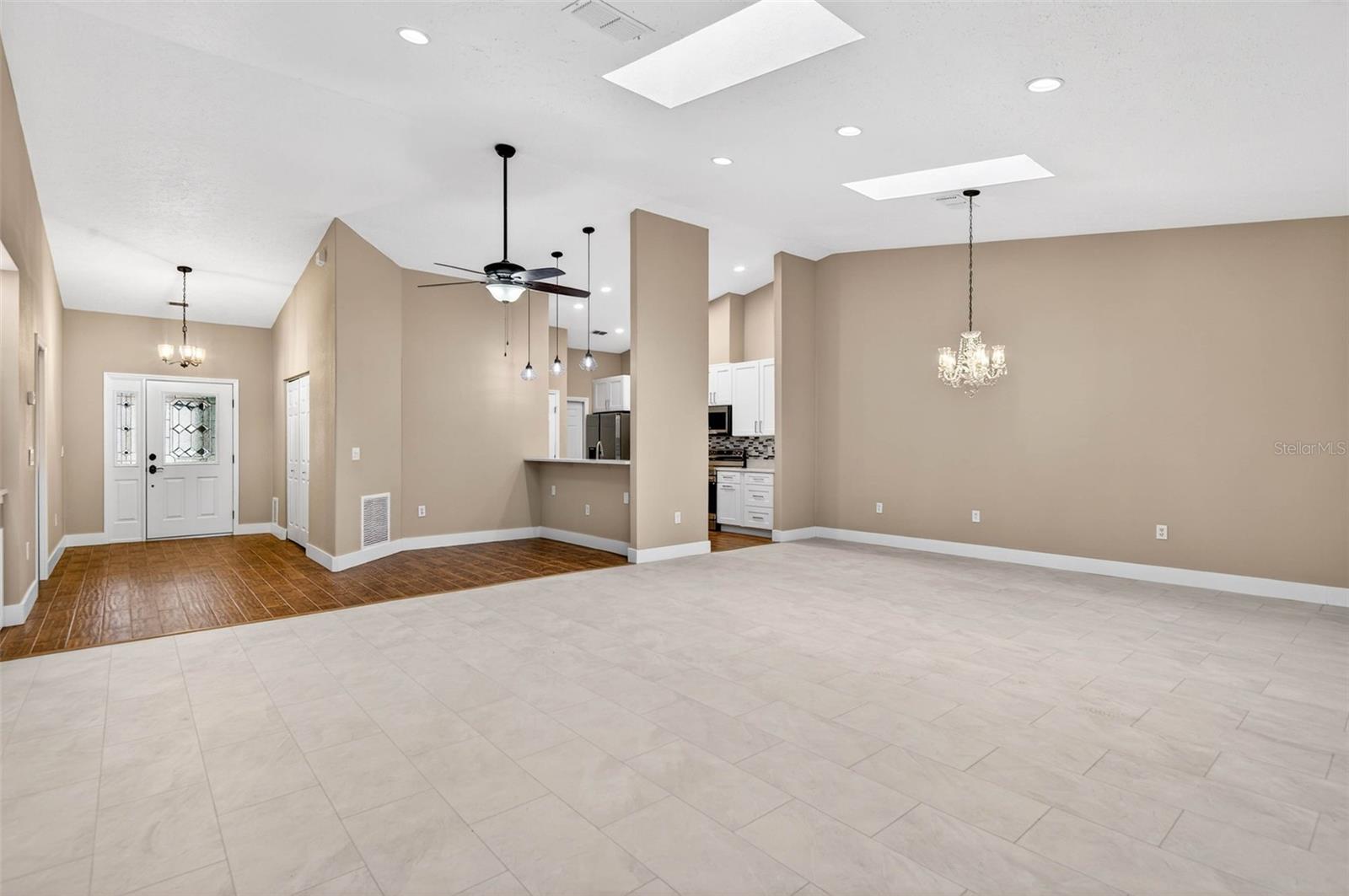 Image 6 of 48 For 6535 Brentwood Drive