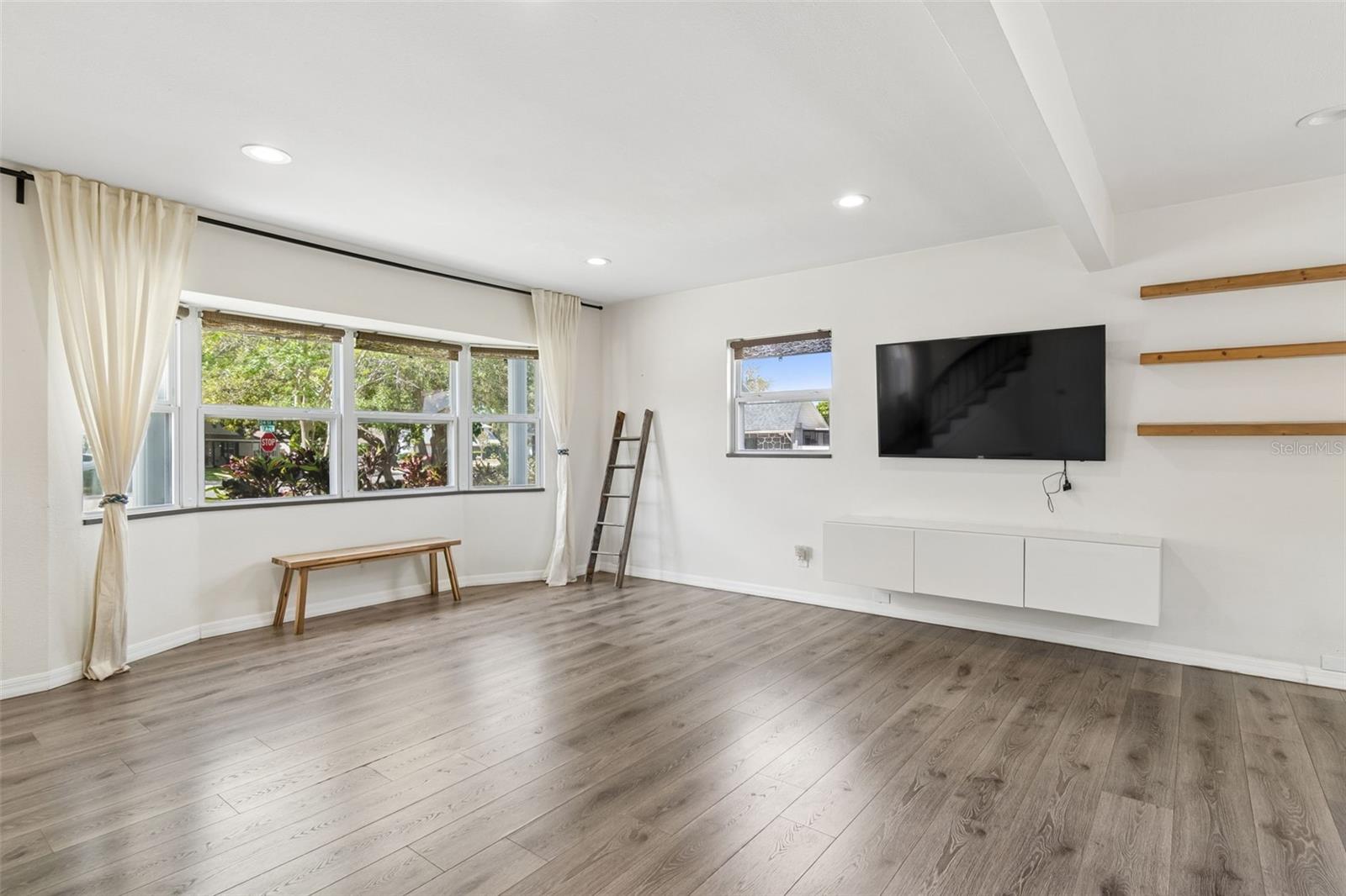 Image 12 of 68 For 8043 124th Street