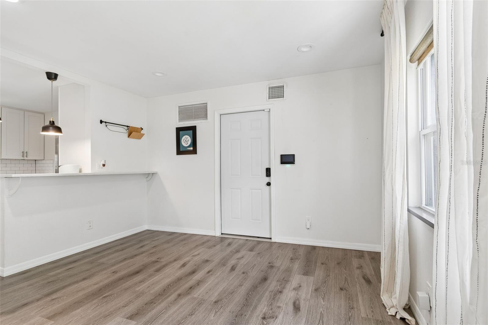 Image 17 of 68 For 8043 124th Street