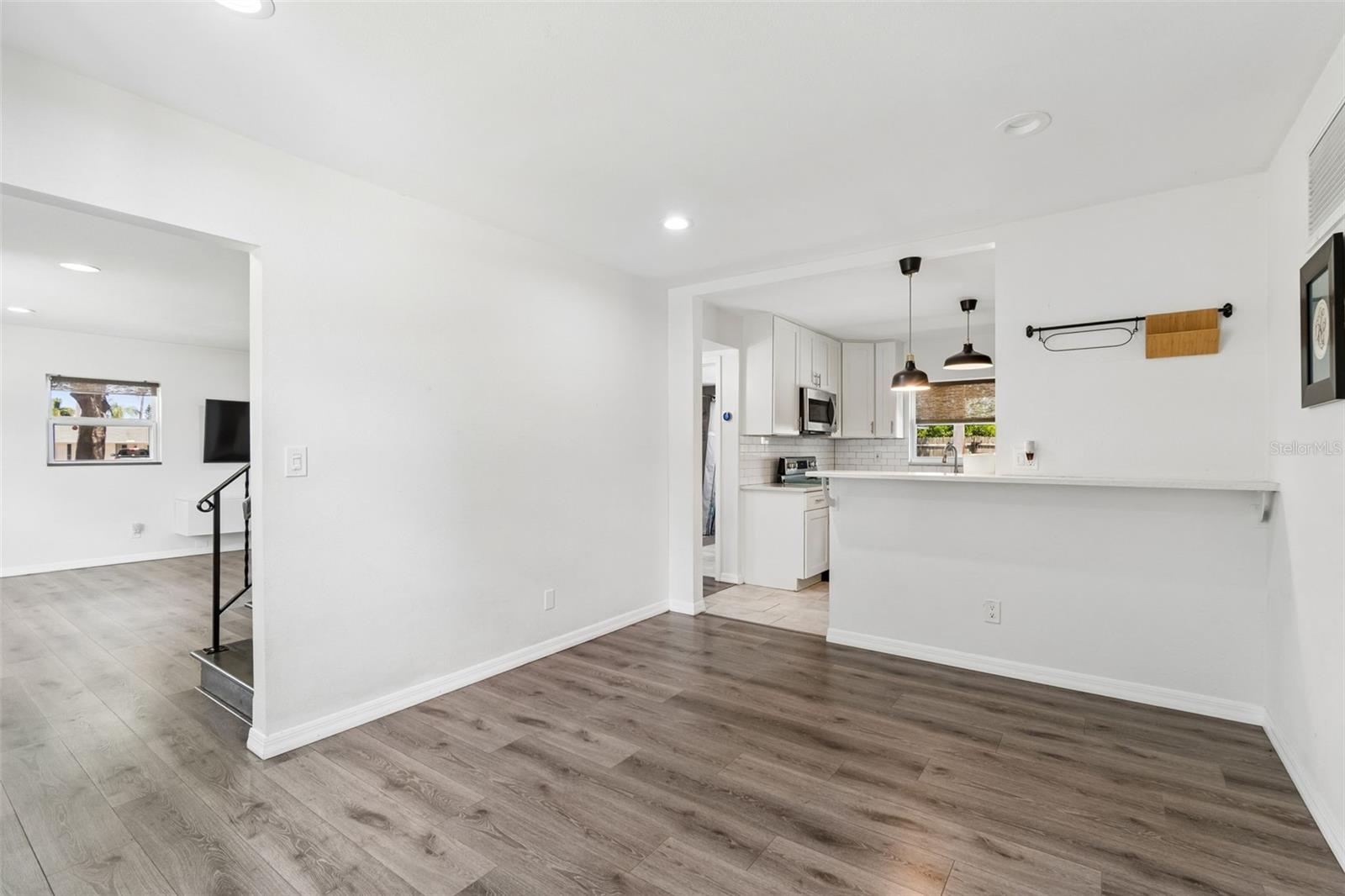 Image 19 of 68 For 8043 124th Street