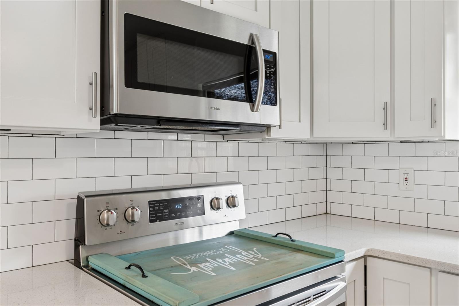 Image 25 of 68 For 8043 124th Street