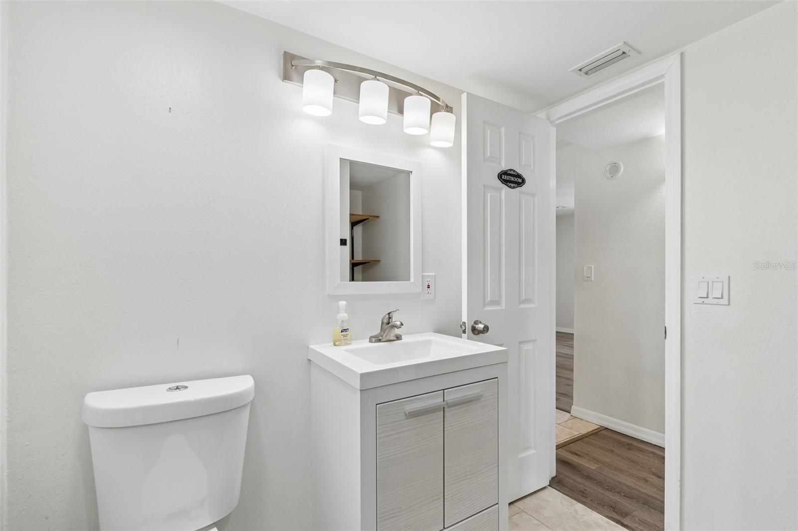 Image 32 of 68 For 8043 124th Street