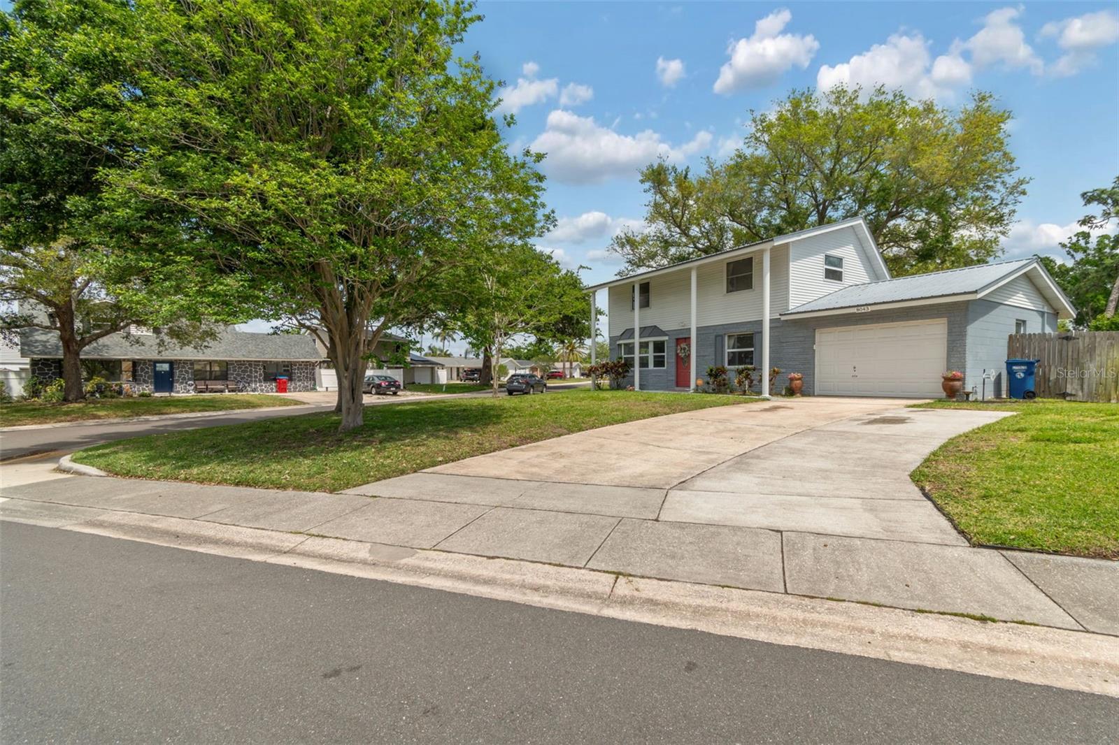 Image 4 of 68 For 8043 124th Street