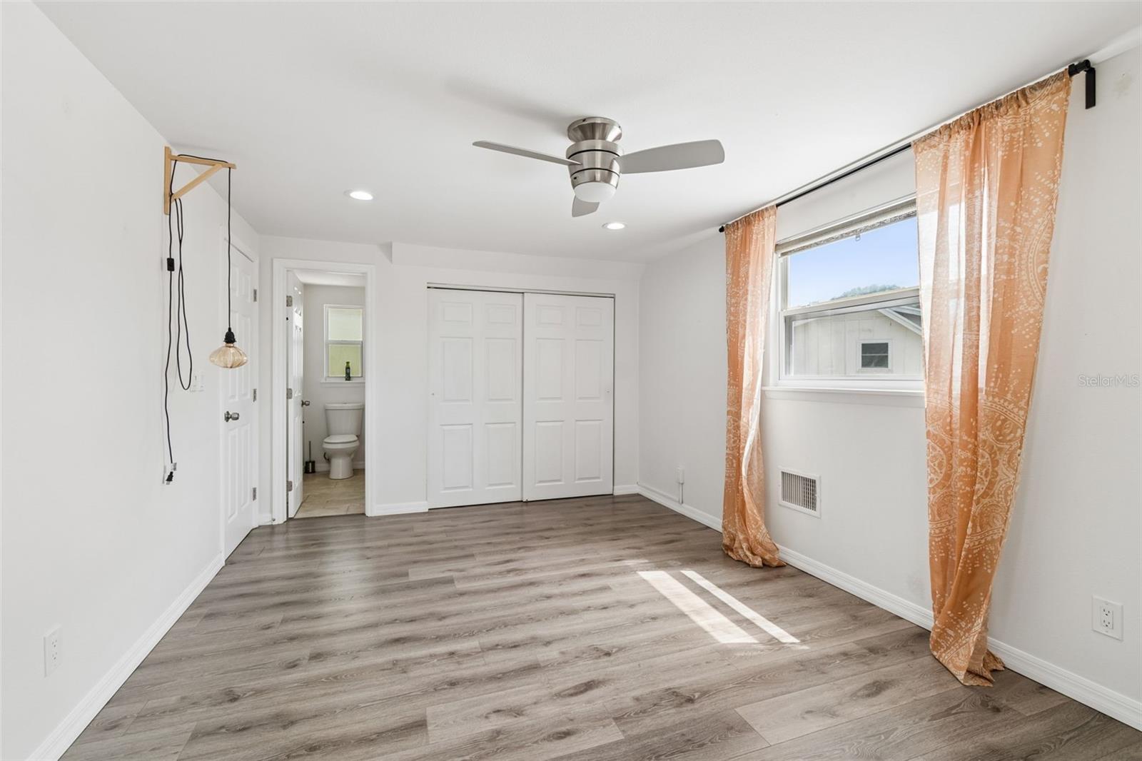 Image 49 of 68 For 8043 124th Street
