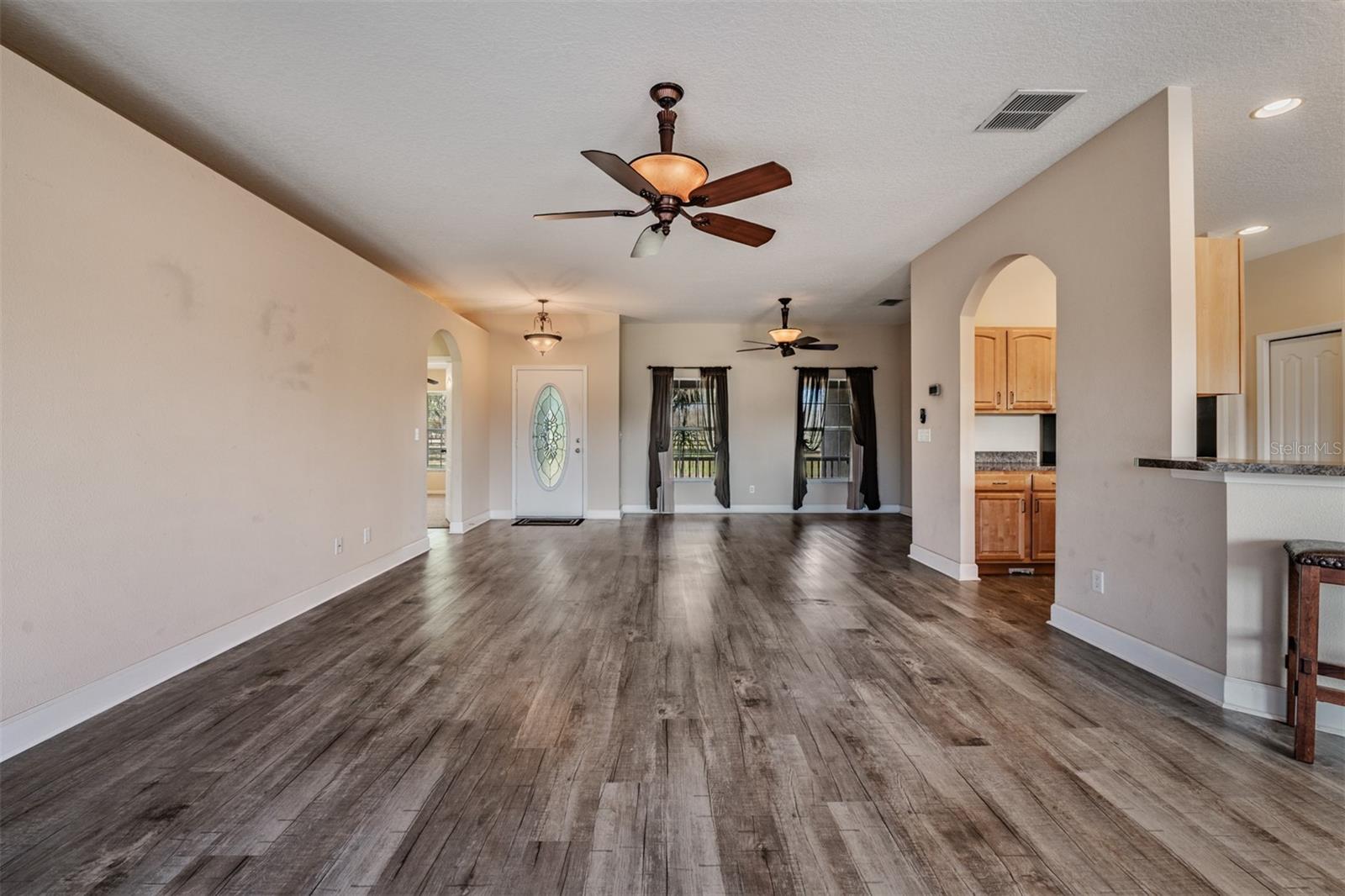 Listing photo id 11 for 17216 Alderman Turner Road