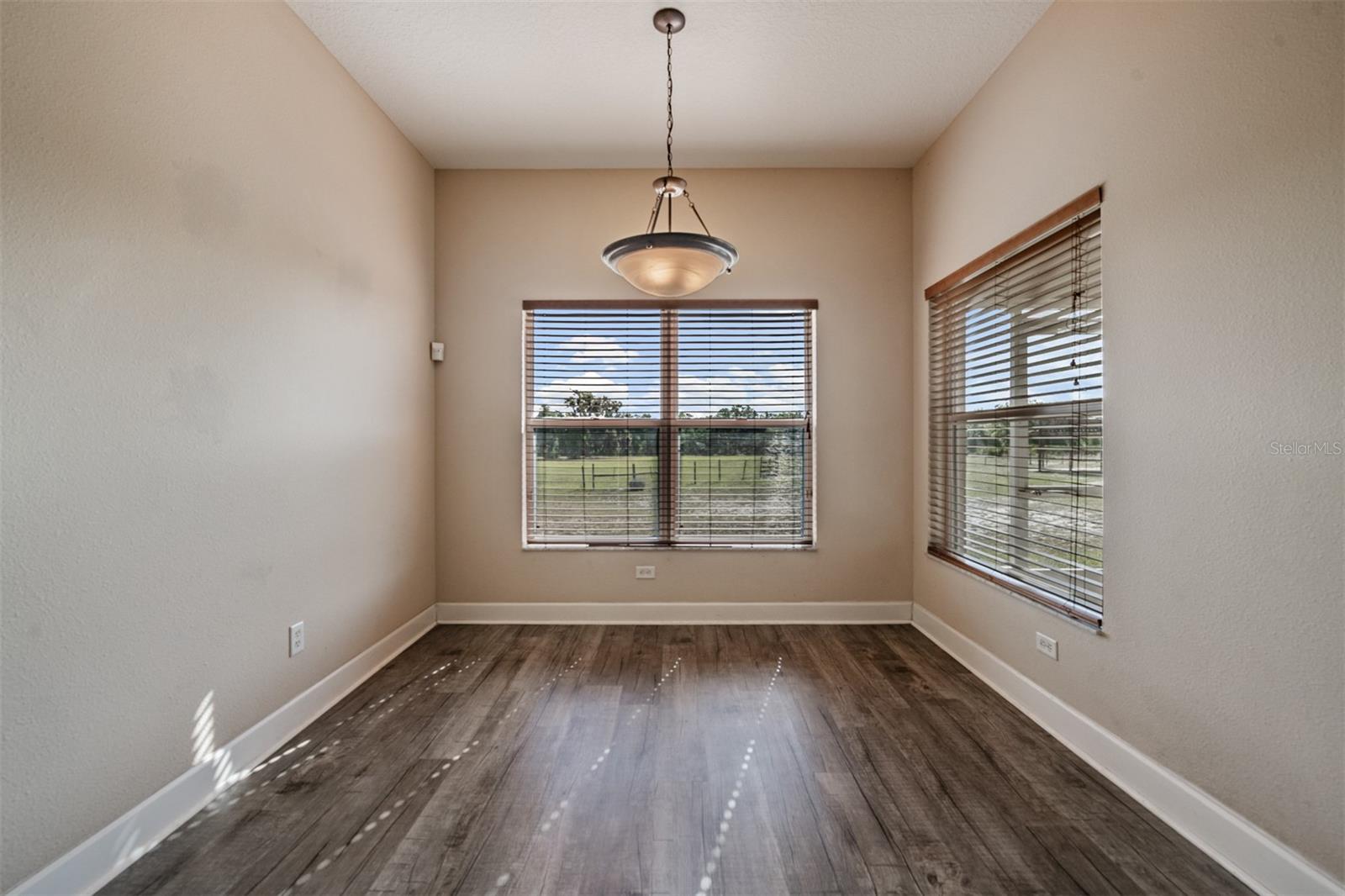 Listing photo id 14 for 17216 Alderman Turner Road