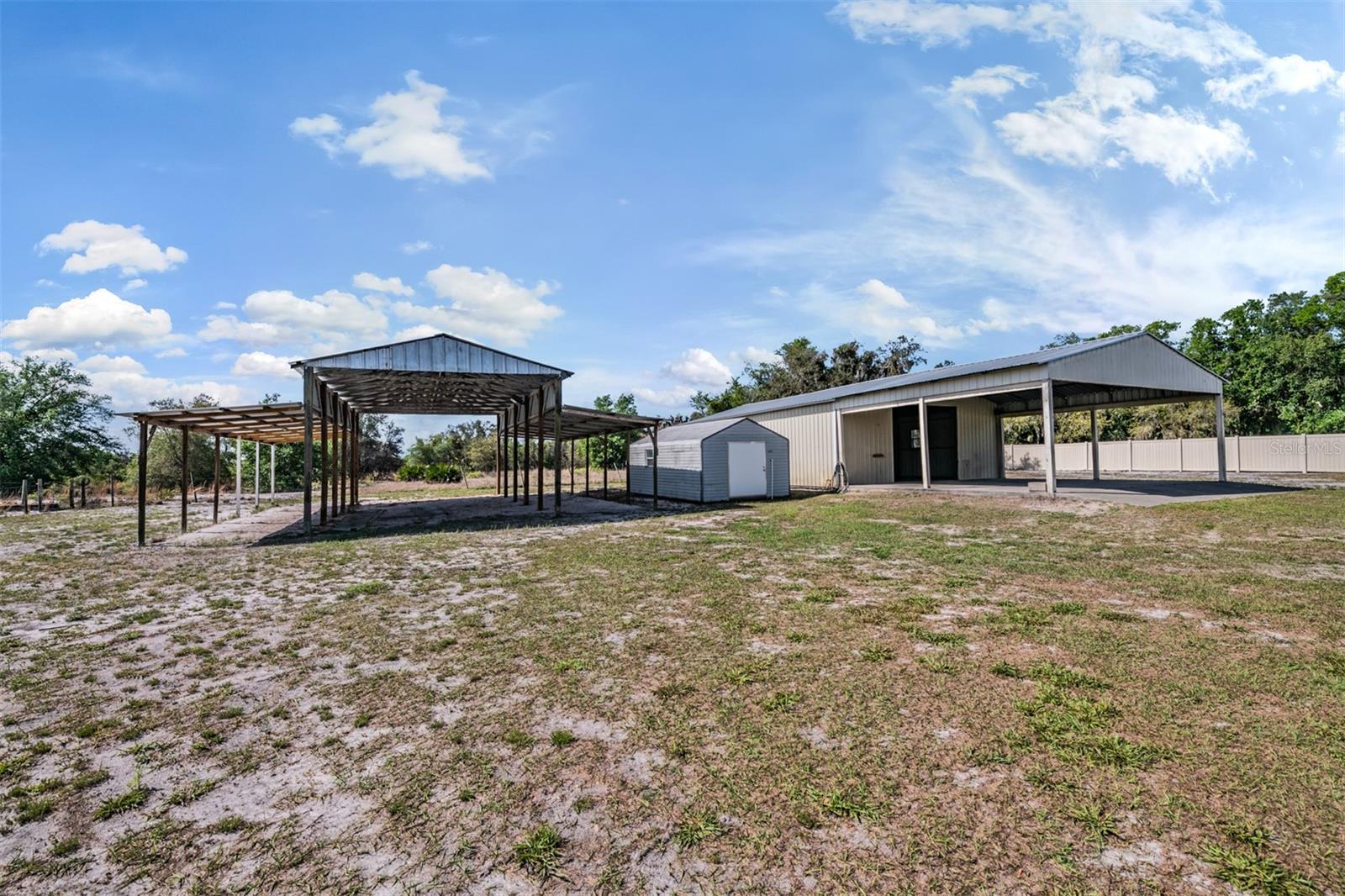 Listing photo id 35 for 17216 Alderman Turner Road