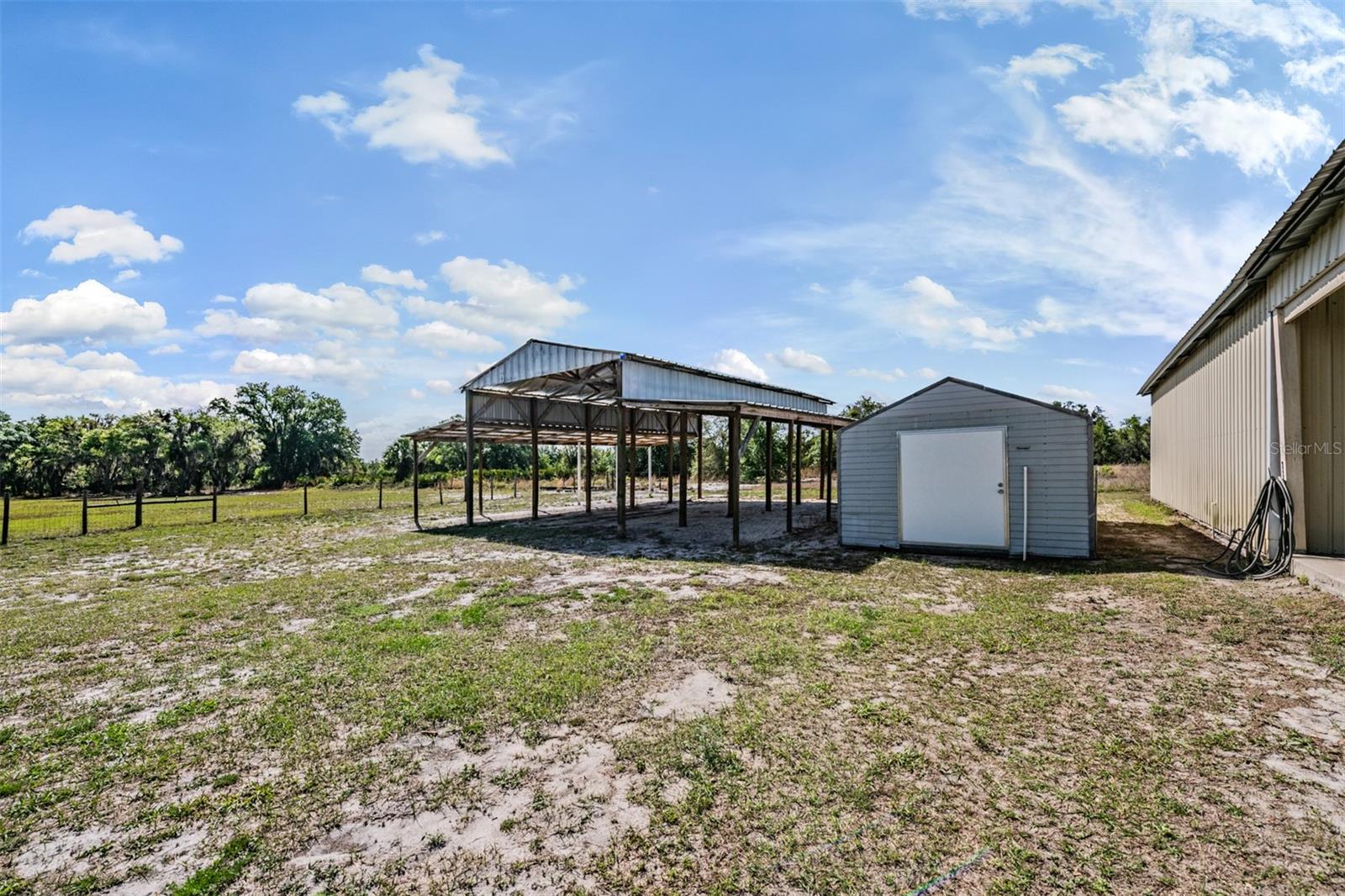 Listing photo id 36 for 17216 Alderman Turner Road