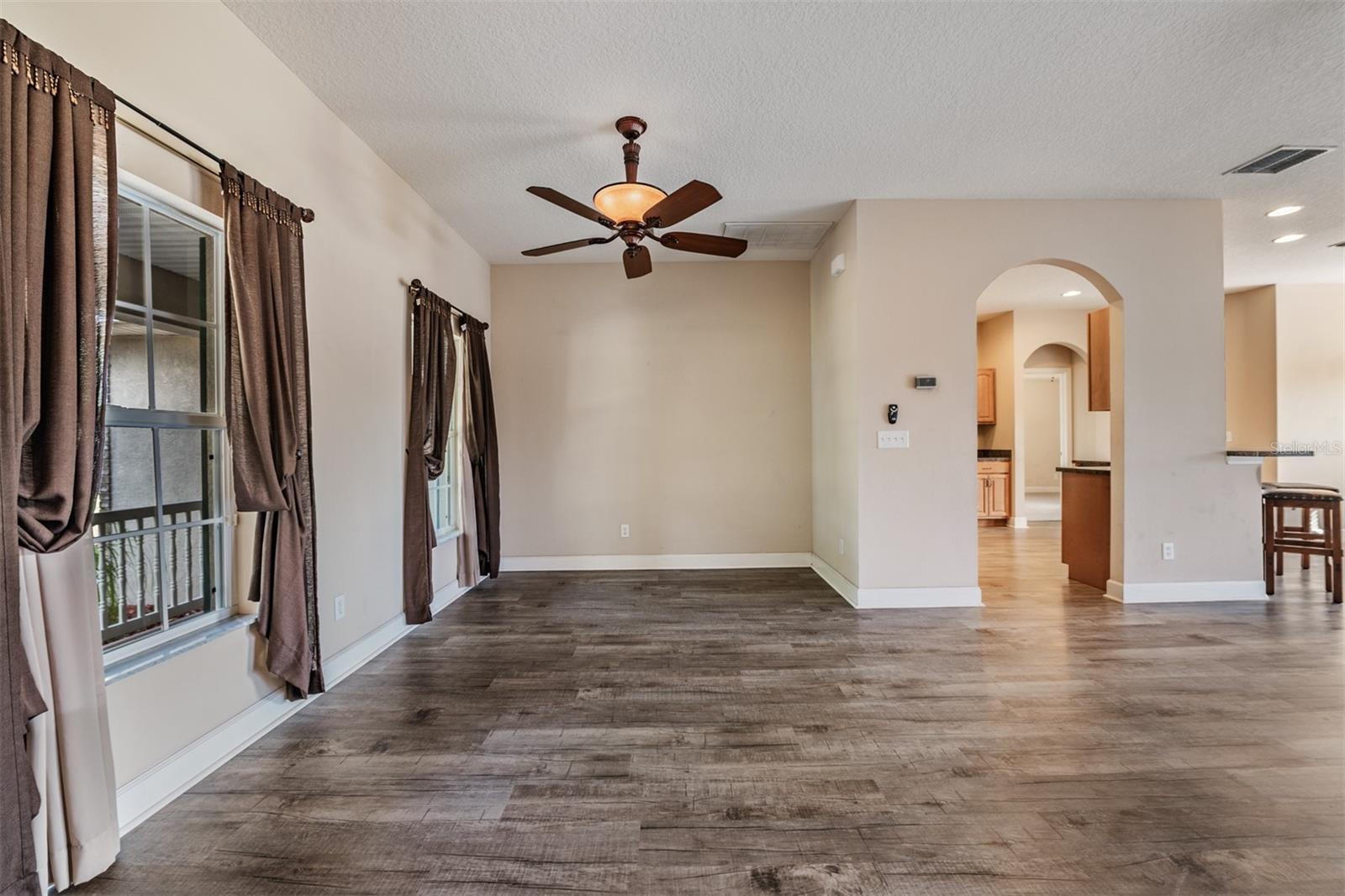 Listing photo id 7 for 17216 Alderman Turner Road