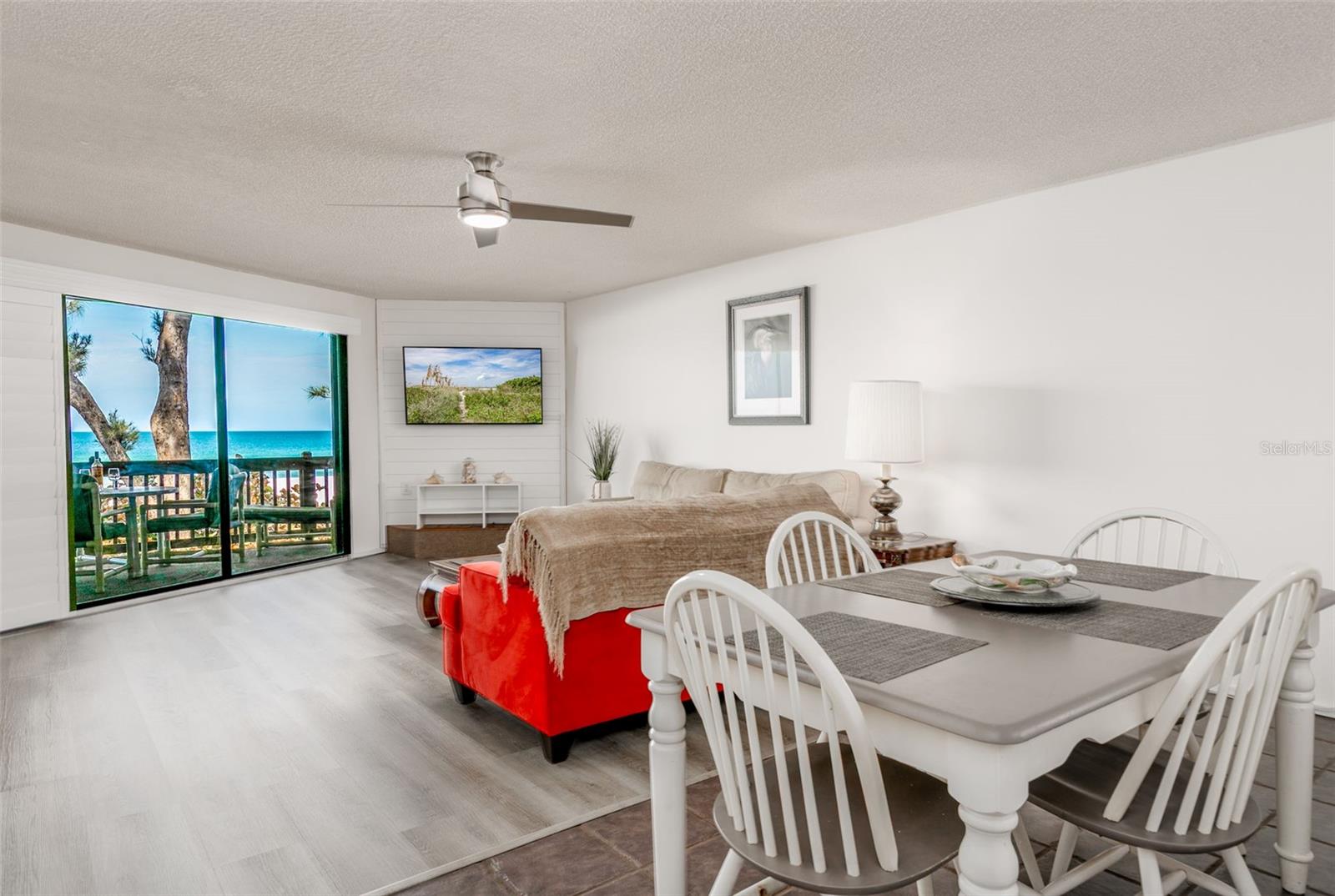 Image 19 of 45 For 19812 Gulf Boulevard 4