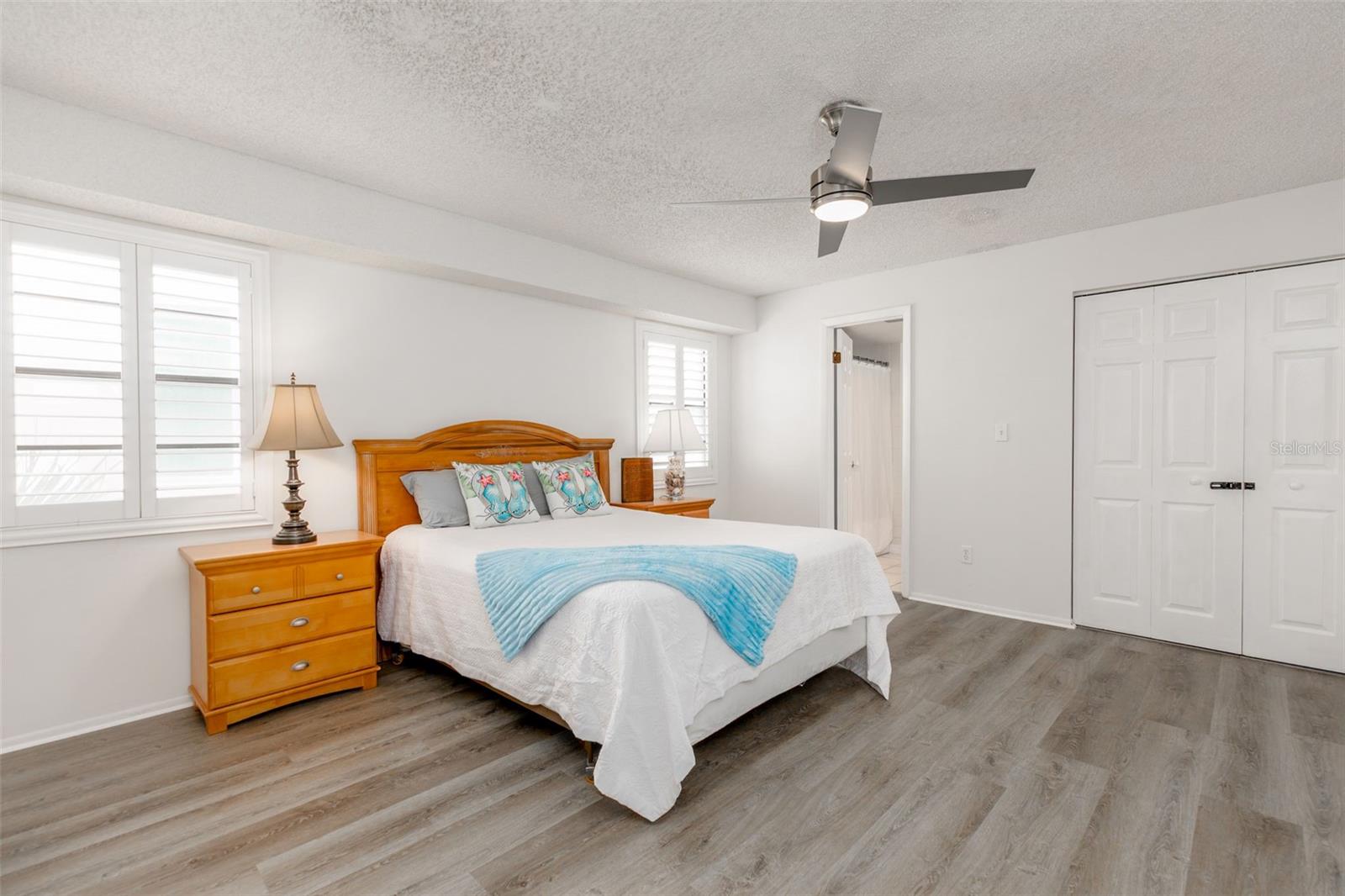 Image 24 of 45 For 19812 Gulf Boulevard 4