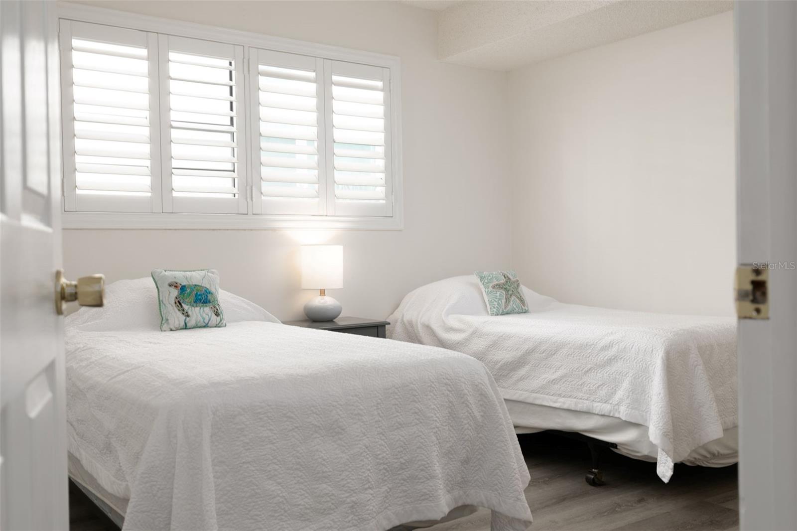 Image 29 of 45 For 19812 Gulf Boulevard 4