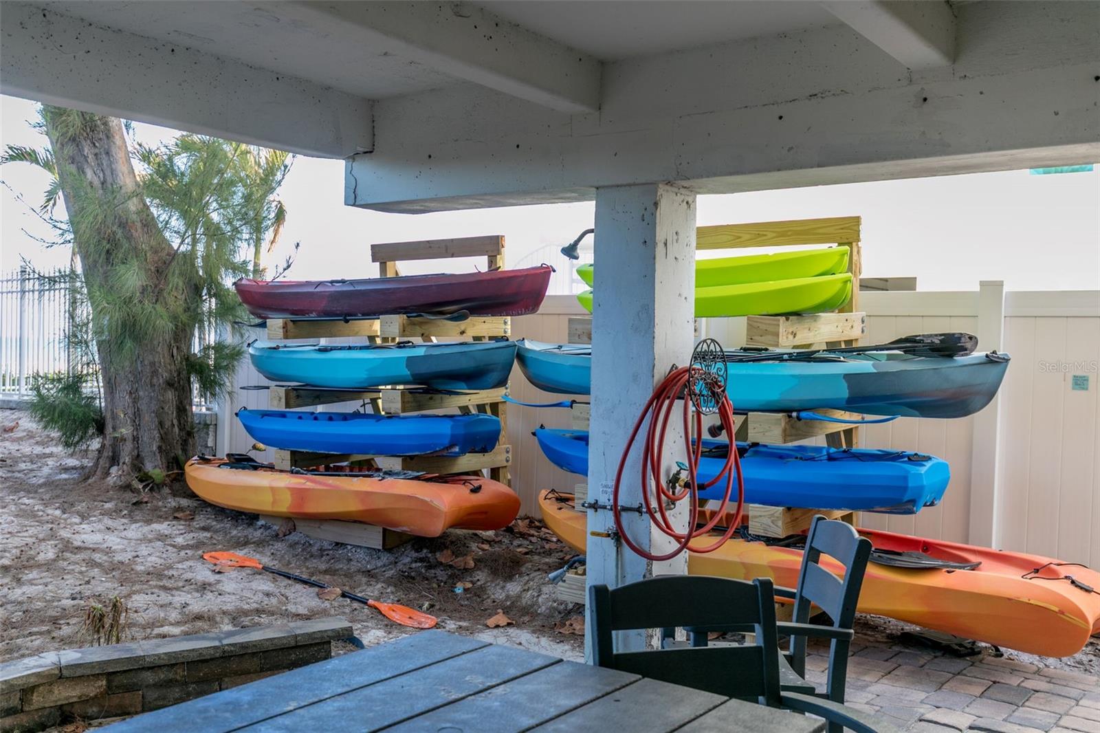 Image 34 of 45 For 19812 Gulf Boulevard 4