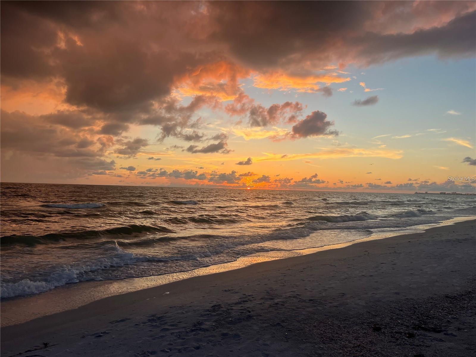 Image 42 of 45 For 19812 Gulf Boulevard 4