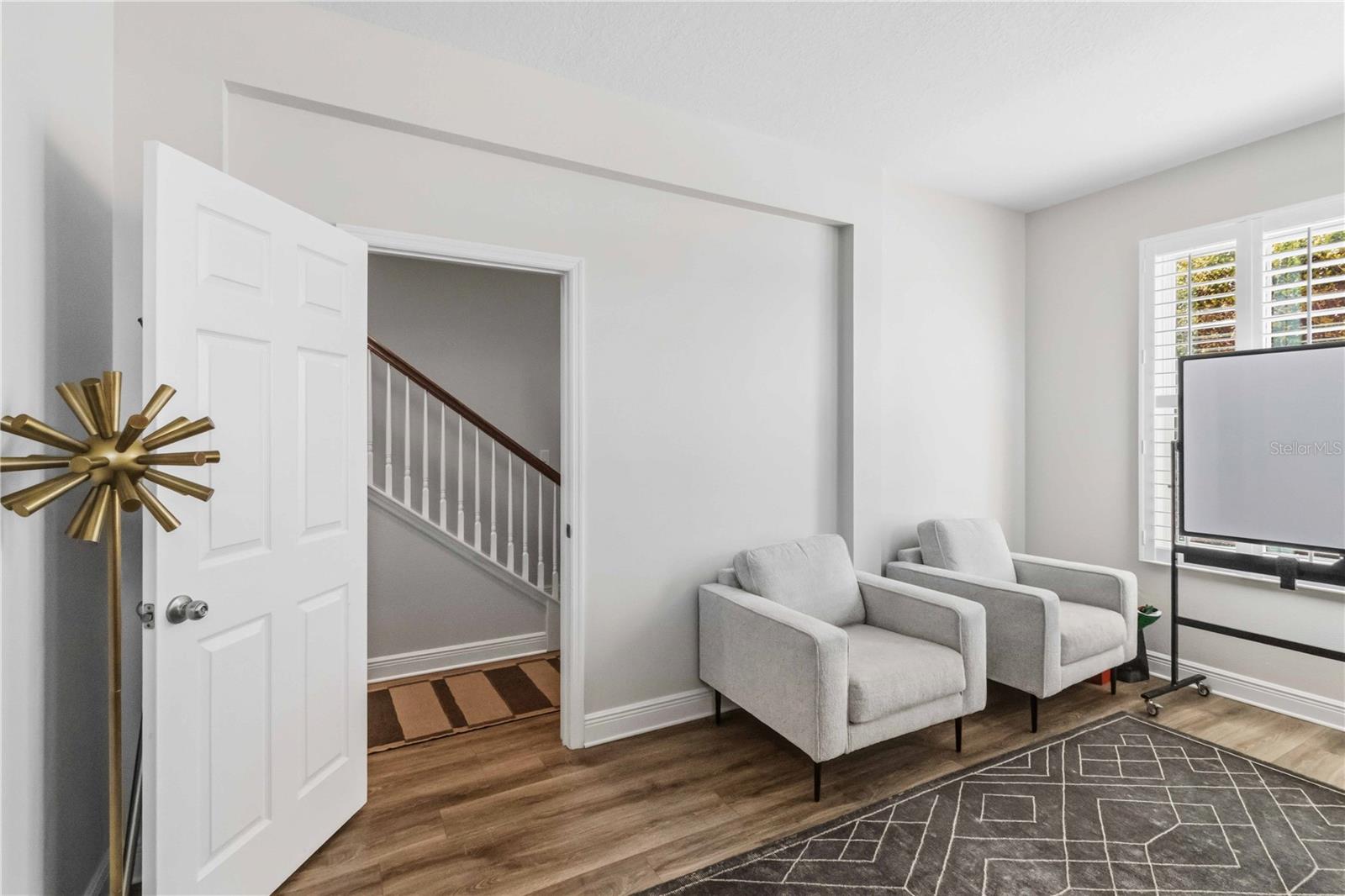 Image 18 of 31 For 9545 Park Village Drive