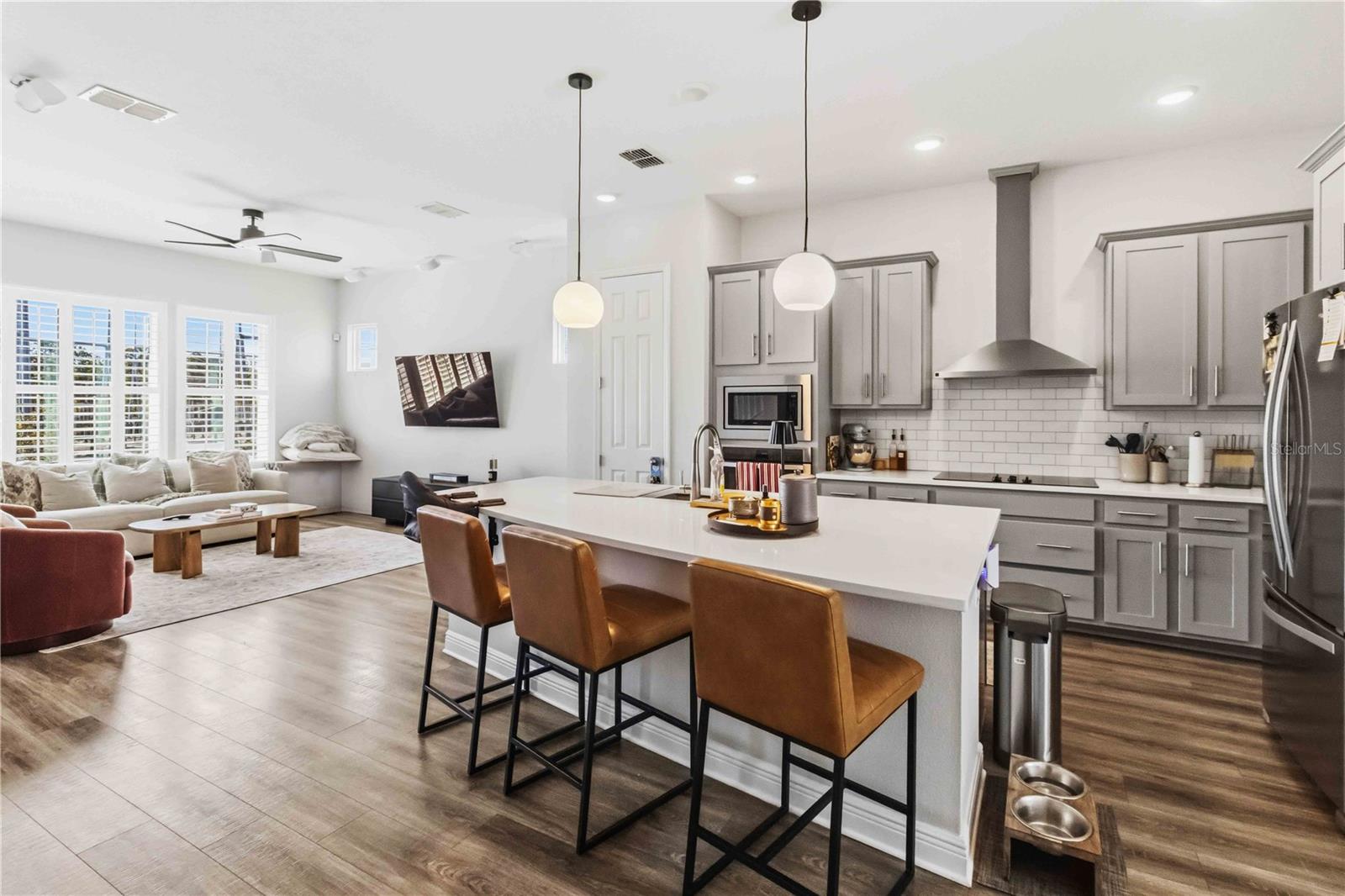 Image 6 of 31 For 9545 Park Village Drive