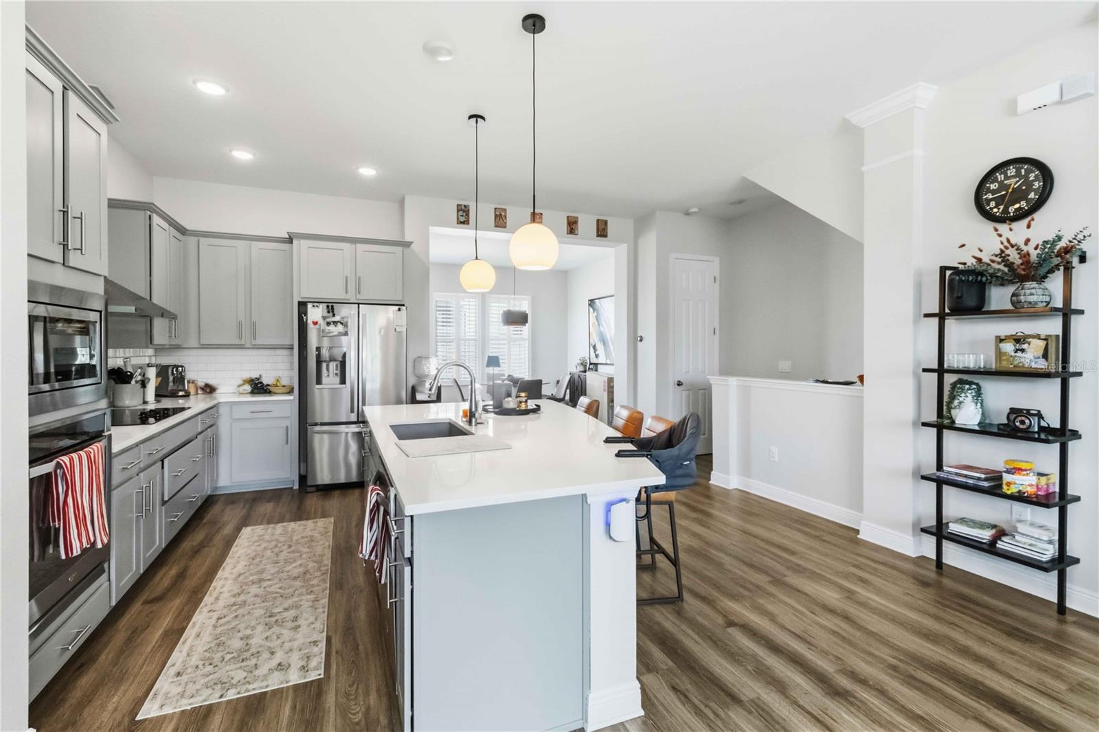 Image 7 of 31 For 9545 Park Village Drive