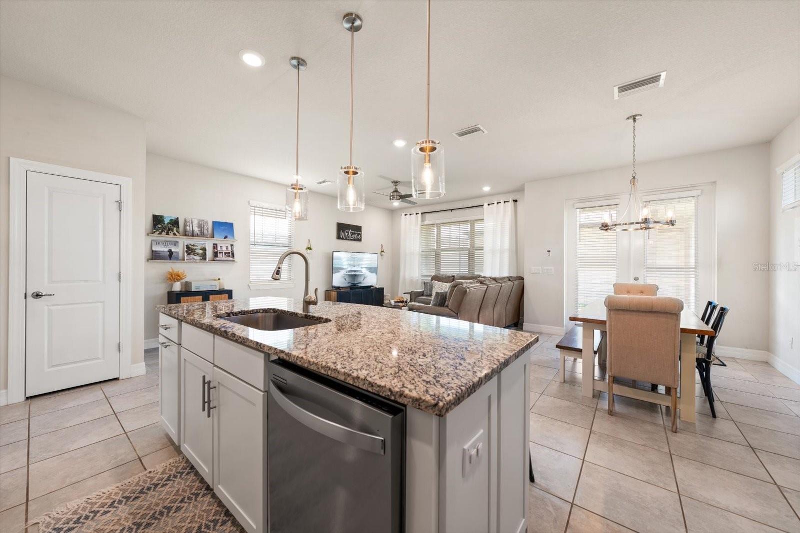 Image 13 of 67 For 11827 Blamey Trail