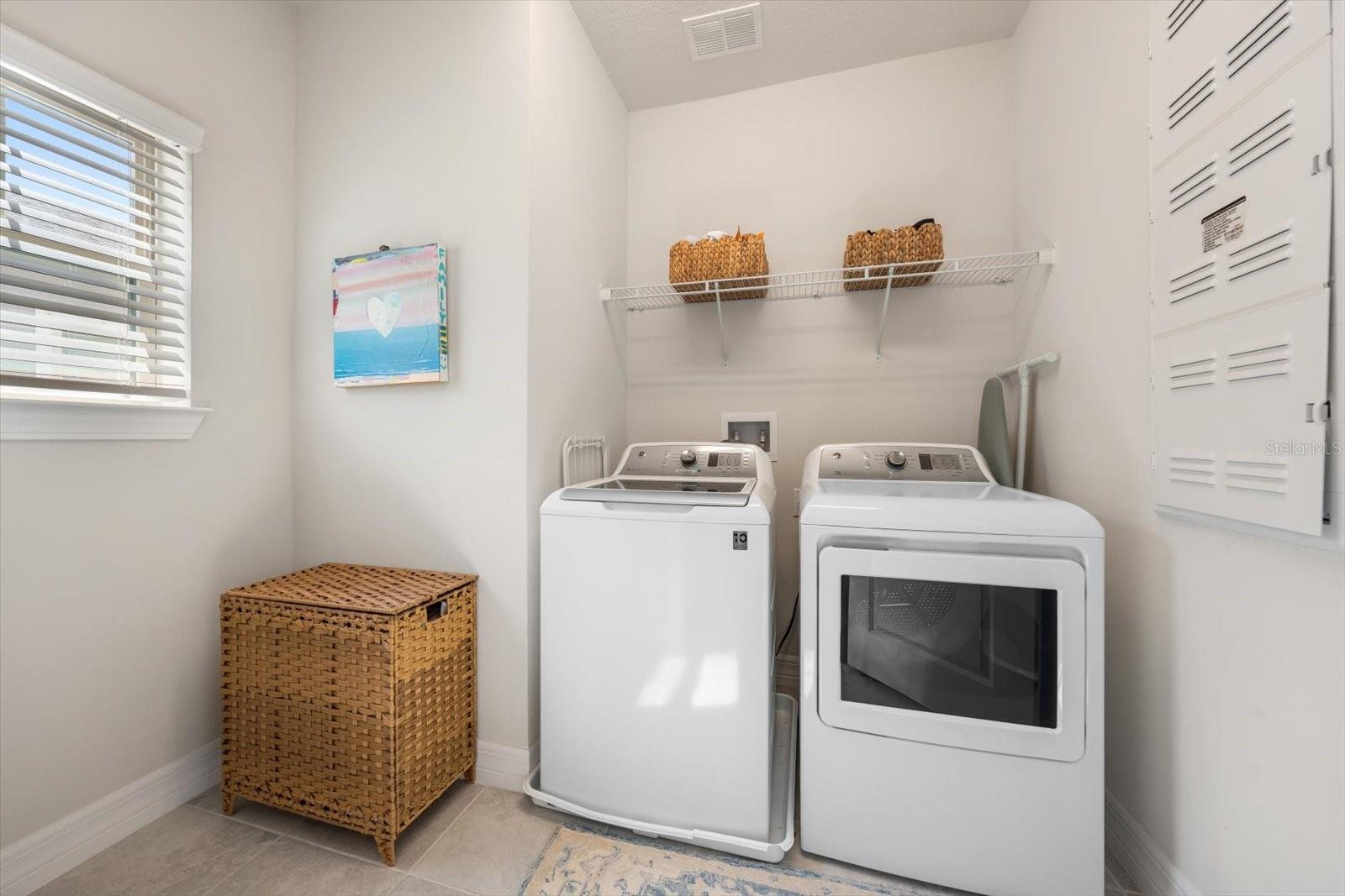 Image 20 of 67 For 11827 Blamey Trail