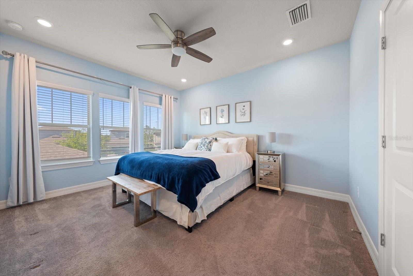 Image 23 of 67 For 11827 Blamey Trail