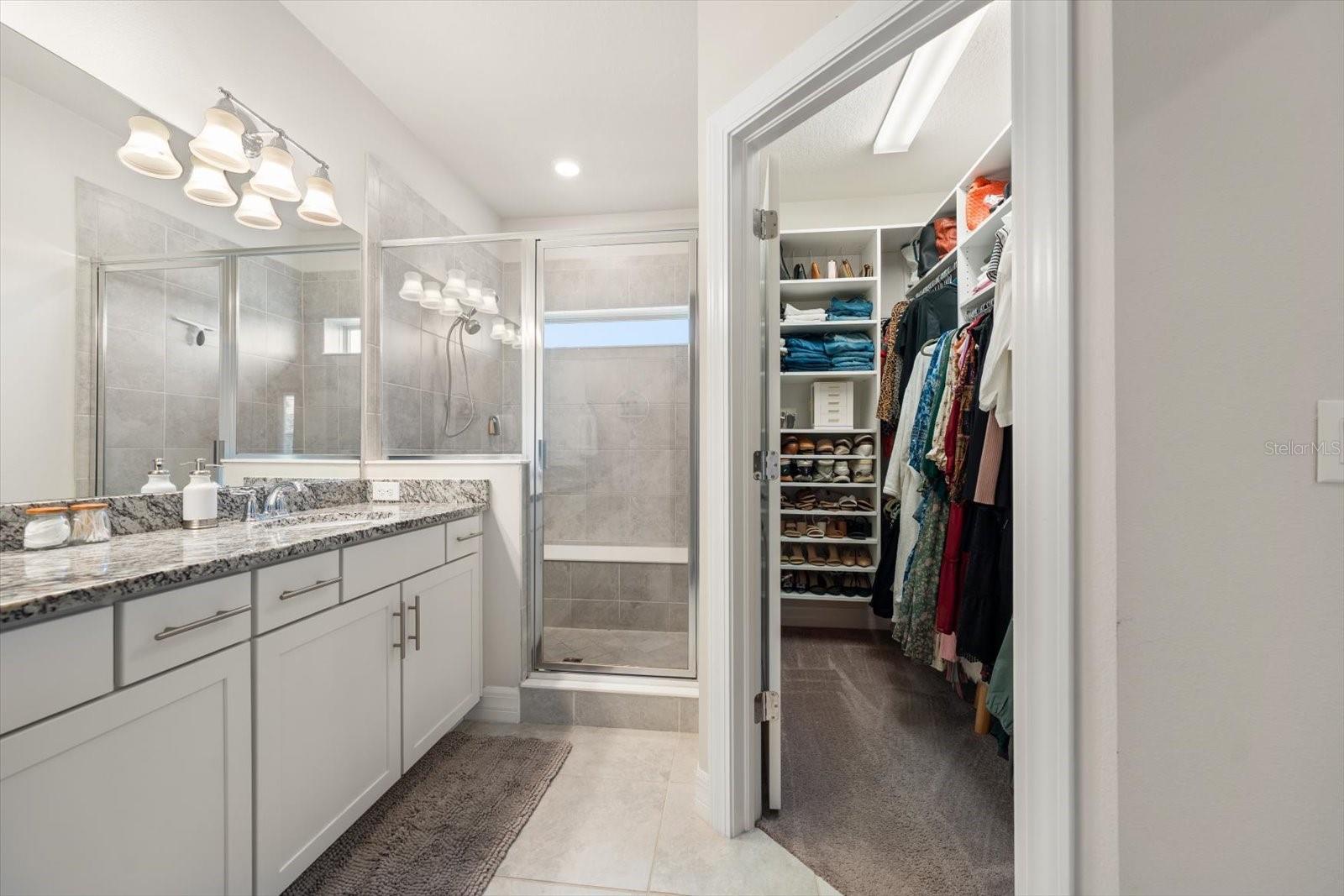 Image 27 of 67 For 11827 Blamey Trail