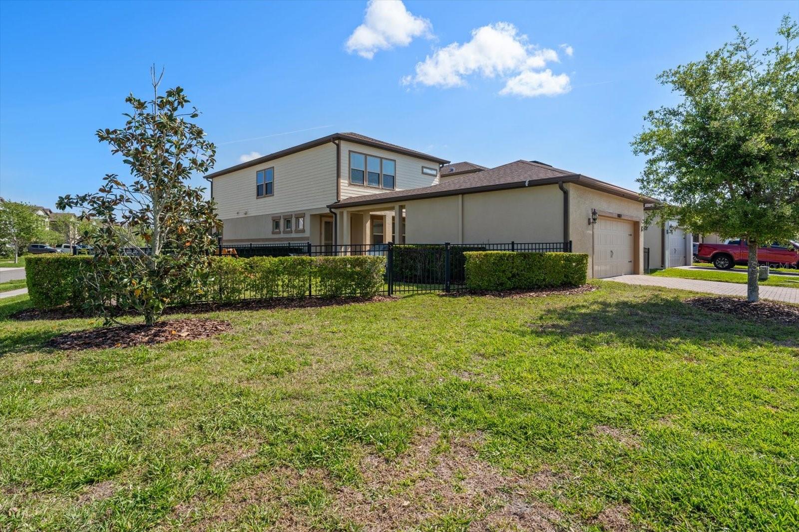 Image 47 of 67 For 11827 Blamey Trail