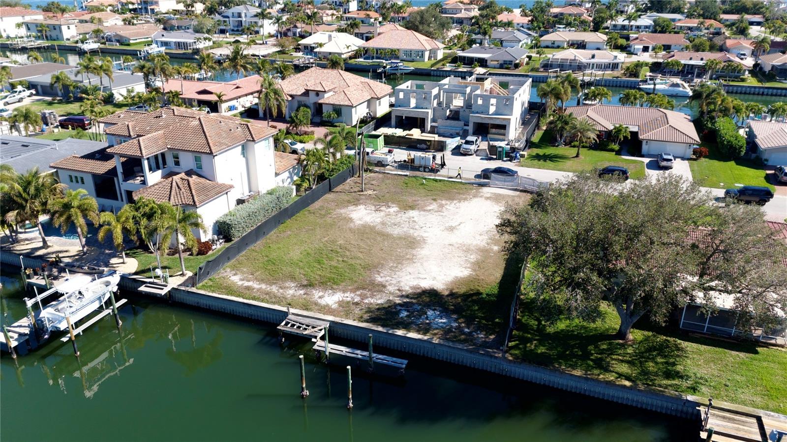 Listing photo id 2 for 2019 Illinois Avenue Ne