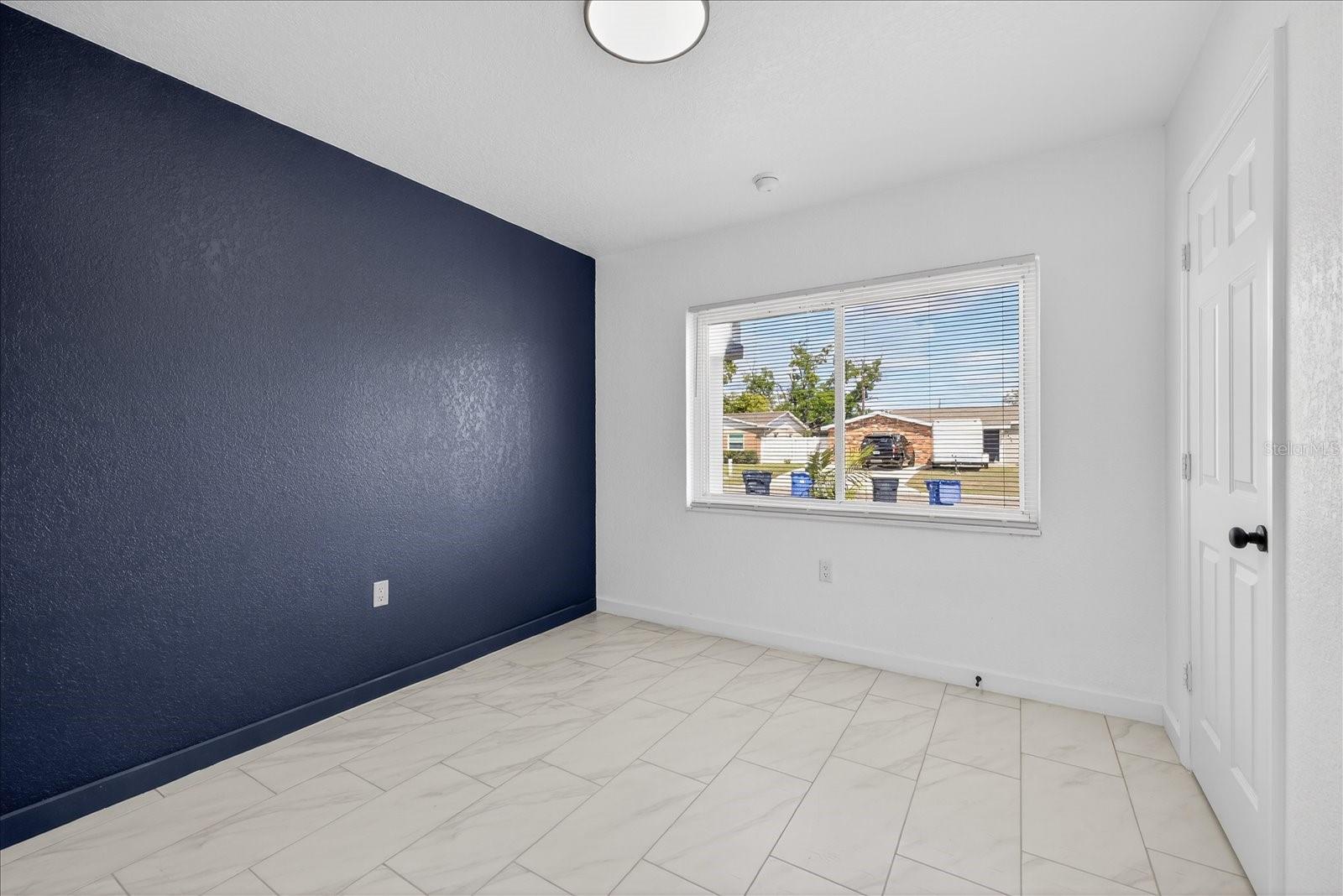 Image 12 of 53 For 7806 Jamaica Street