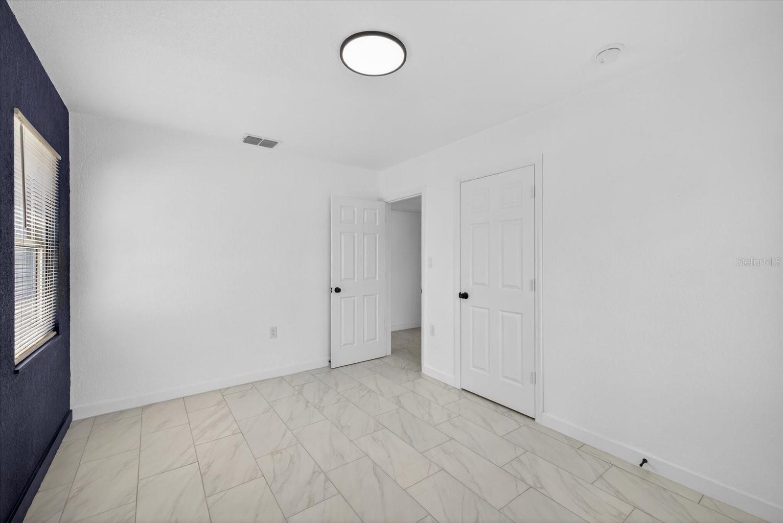 Image 15 of 53 For 7806 Jamaica Street