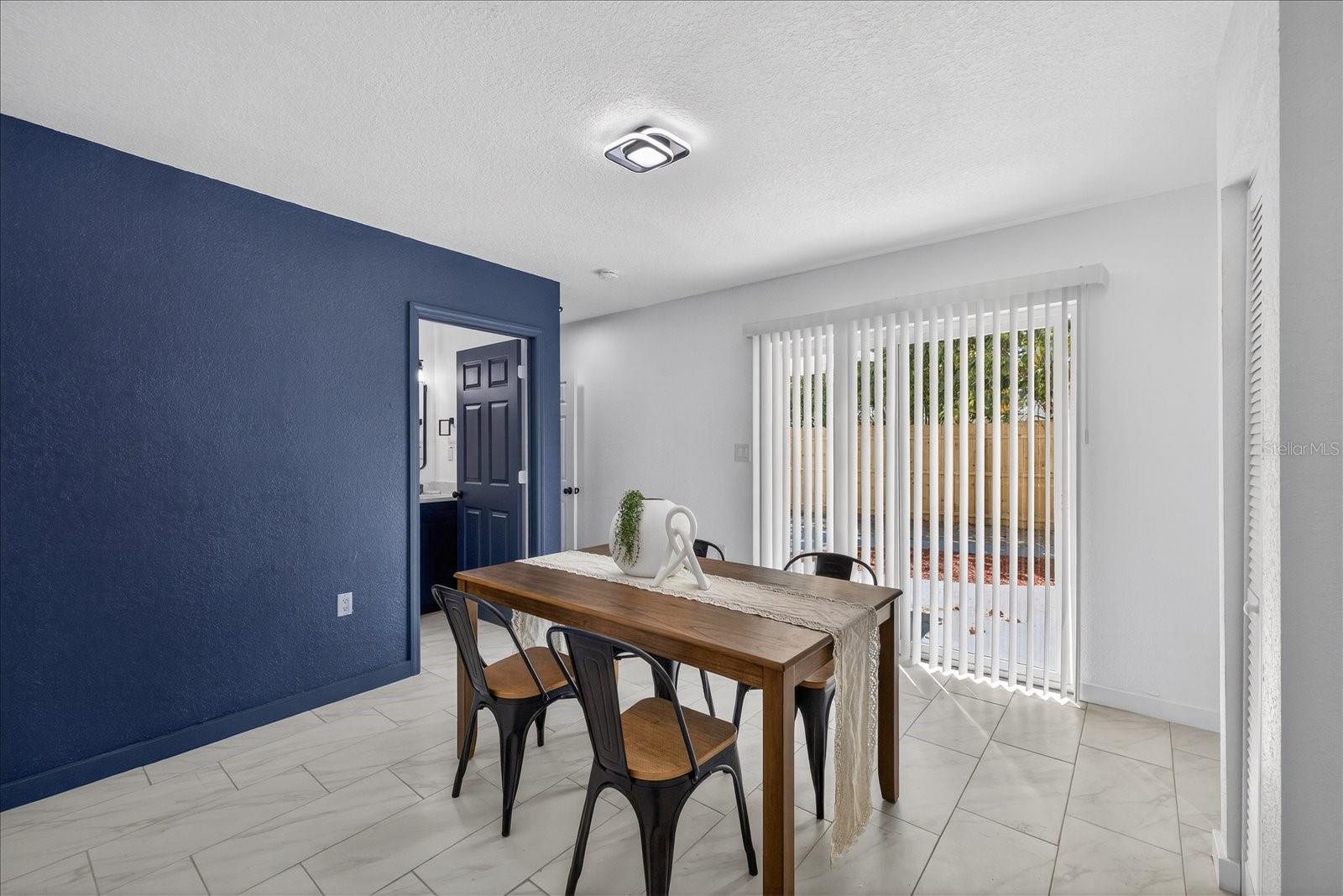 Image 24 of 53 For 7806 Jamaica Street