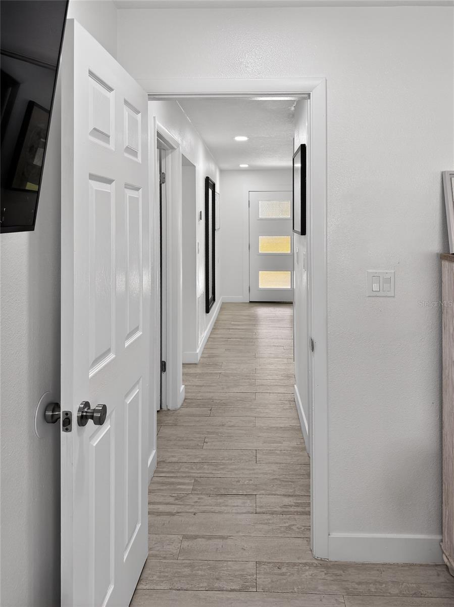 Image 25 of 63 For 2311 Kentucky Avenue