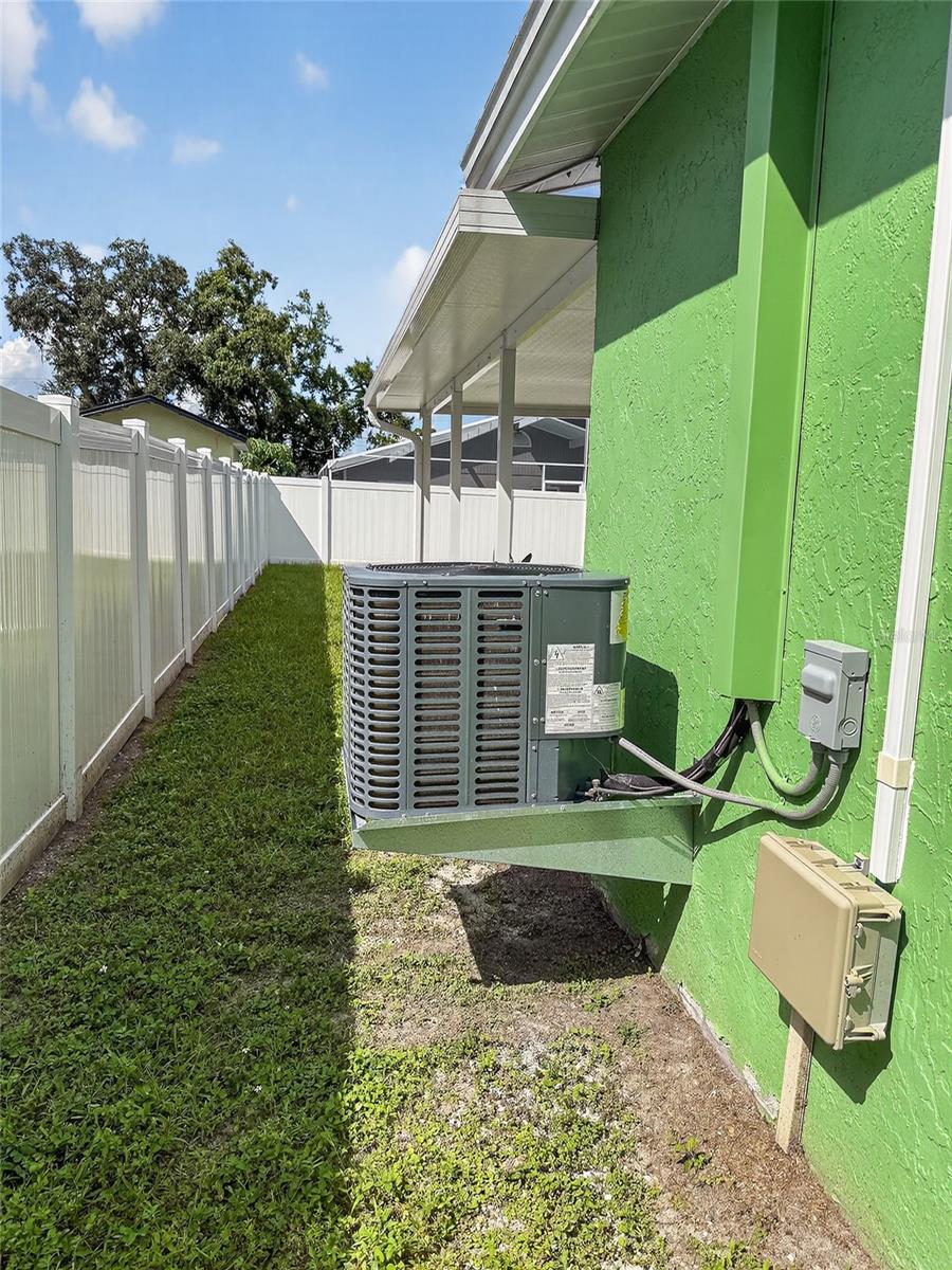 Image 47 of 63 For 2311 Kentucky Avenue