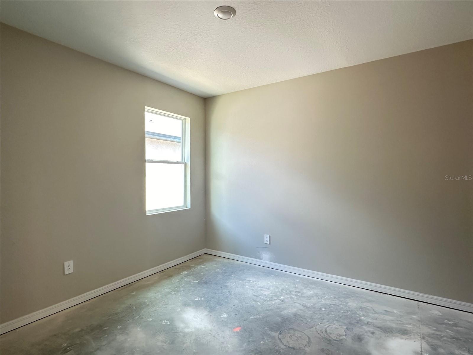 Image 10 of 23 For 5932 Fresh Flora Drive