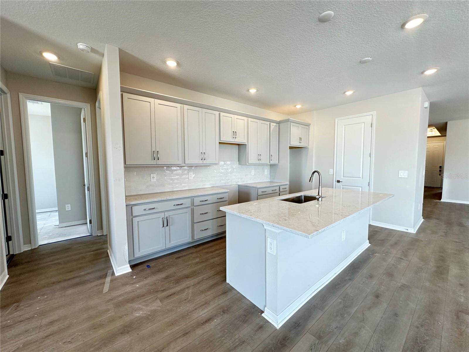 Image 16 of 23 For 5932 Fresh Flora Drive