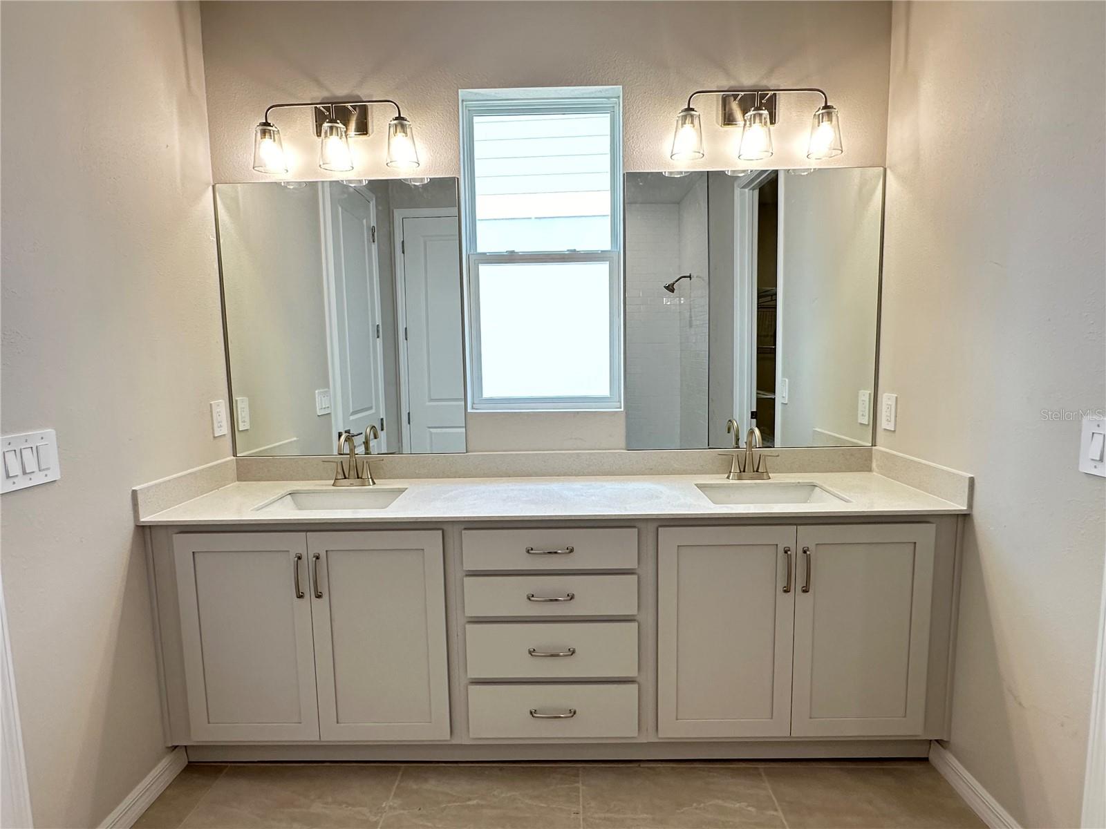 Image 21 of 23 For 5932 Fresh Flora Drive