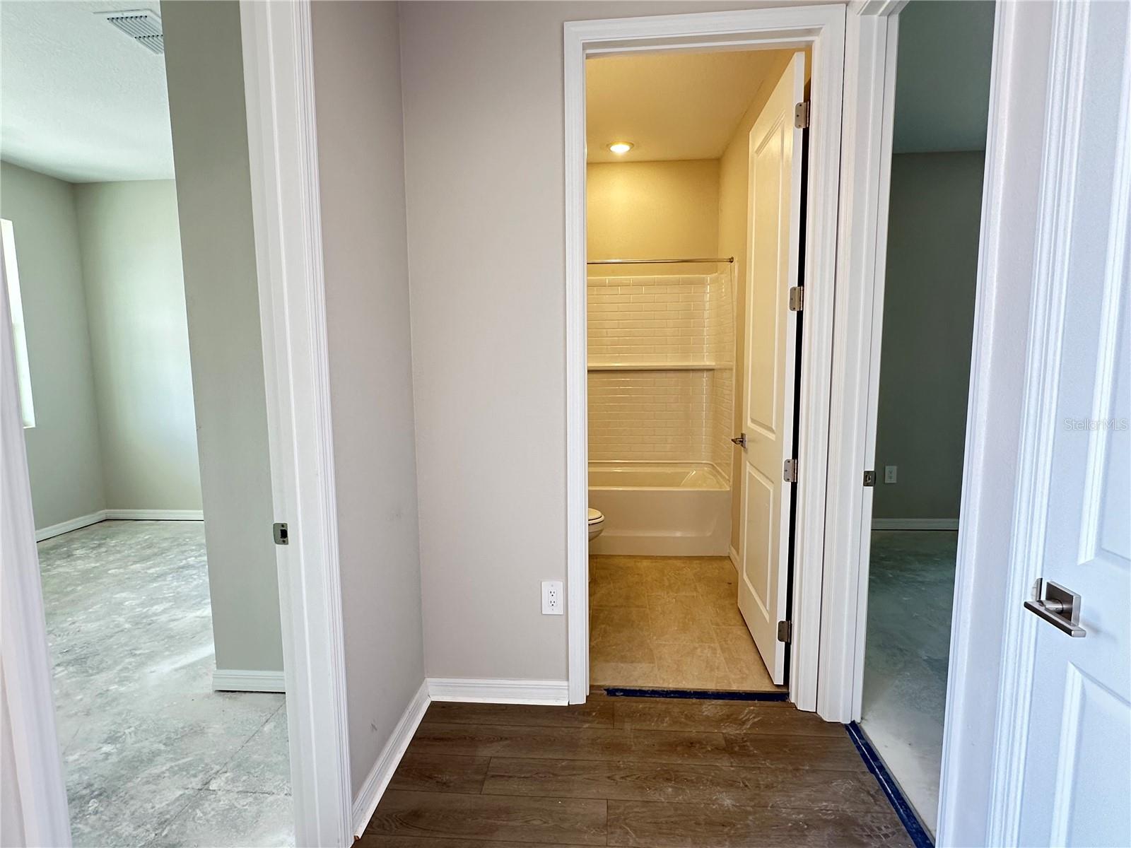 Image 7 of 23 For 5932 Fresh Flora Drive