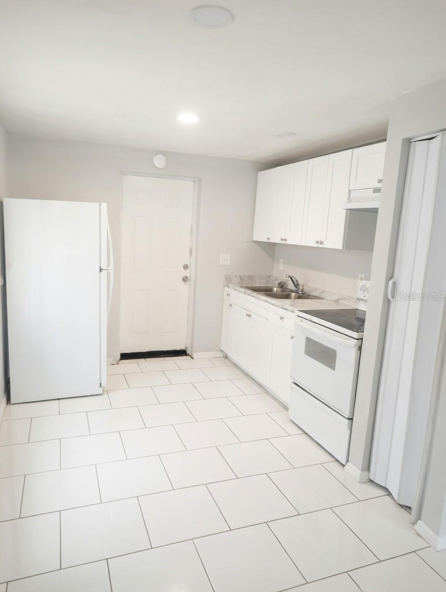 Image 2 of 6 For 5204 45th Street A