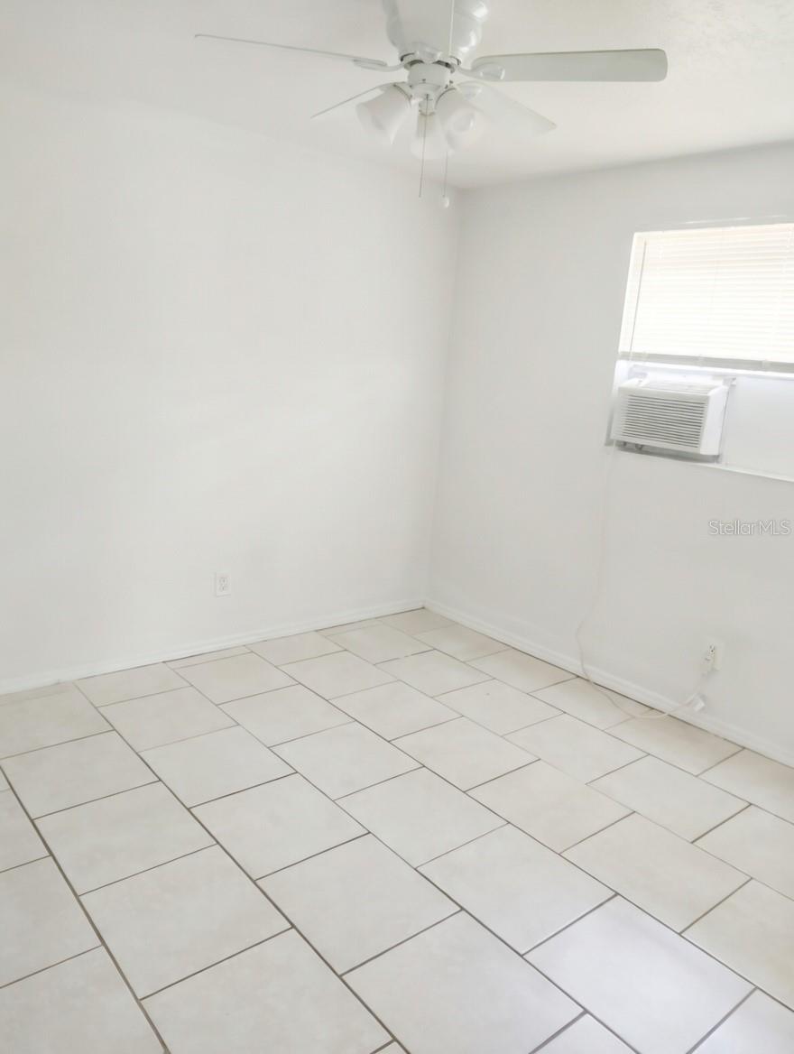 Image 4 of 6 For 5204 45th Street A