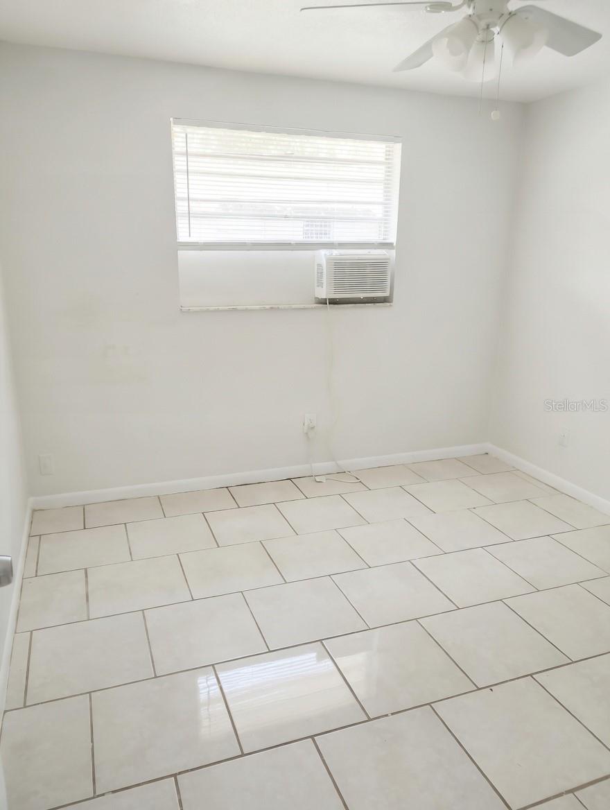 Image 5 of 6 For 5204 45th Street A