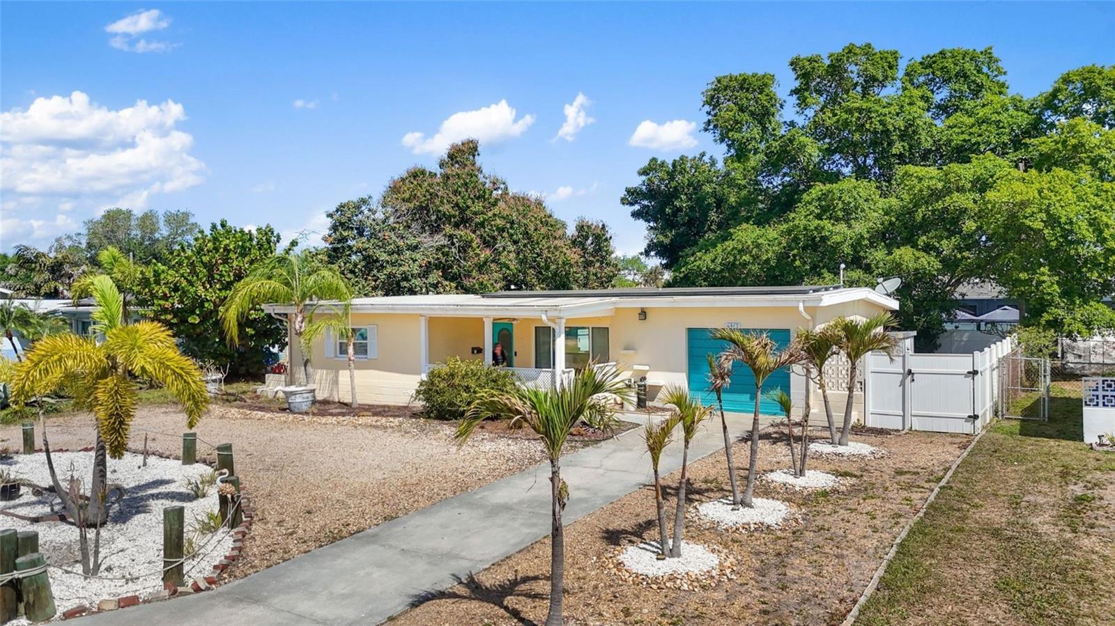 Details for 6447 17th Place N, ST PETERSBURG, FL 33710