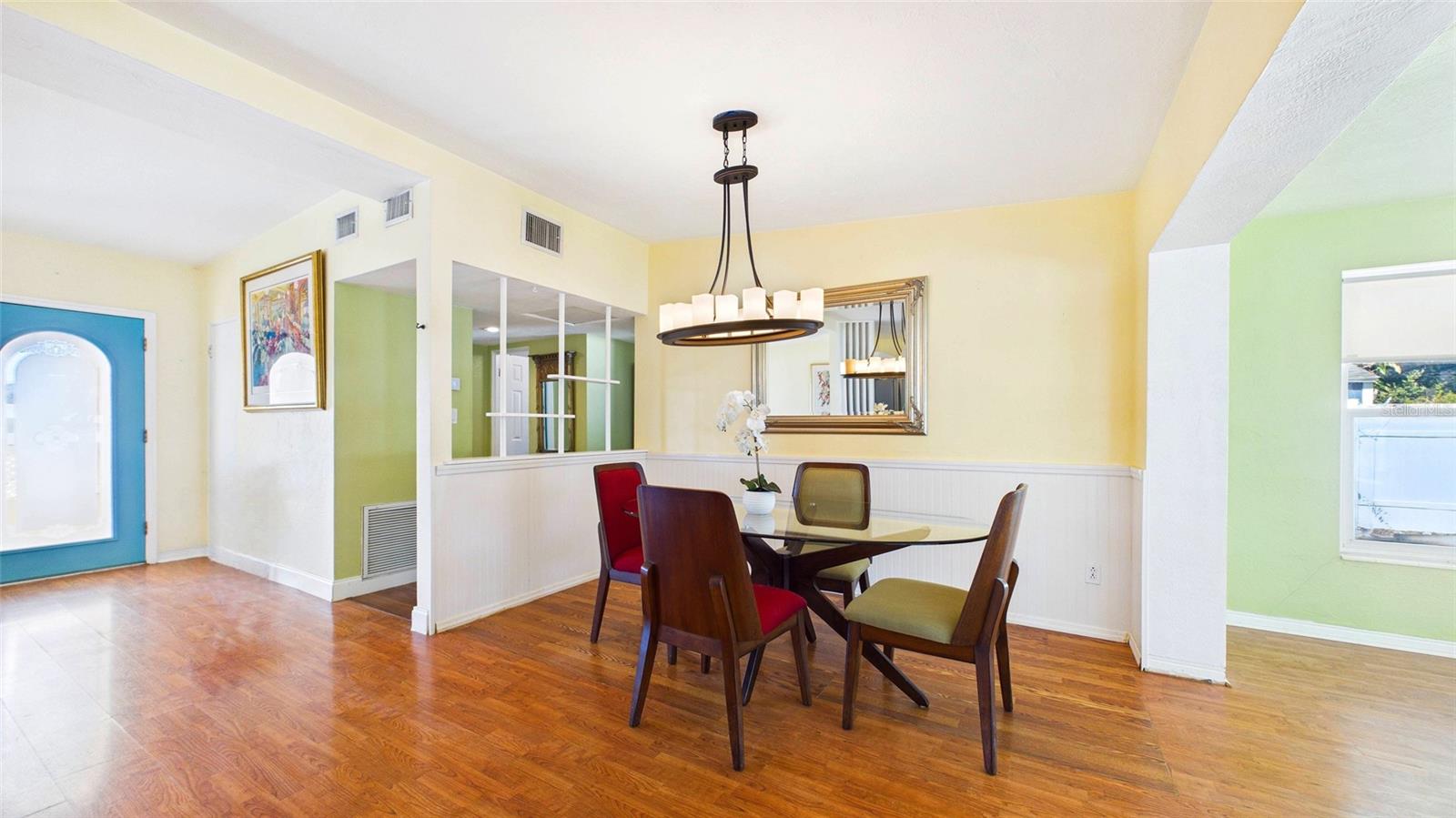 Image 11 of 48 For 6447 17th Place N