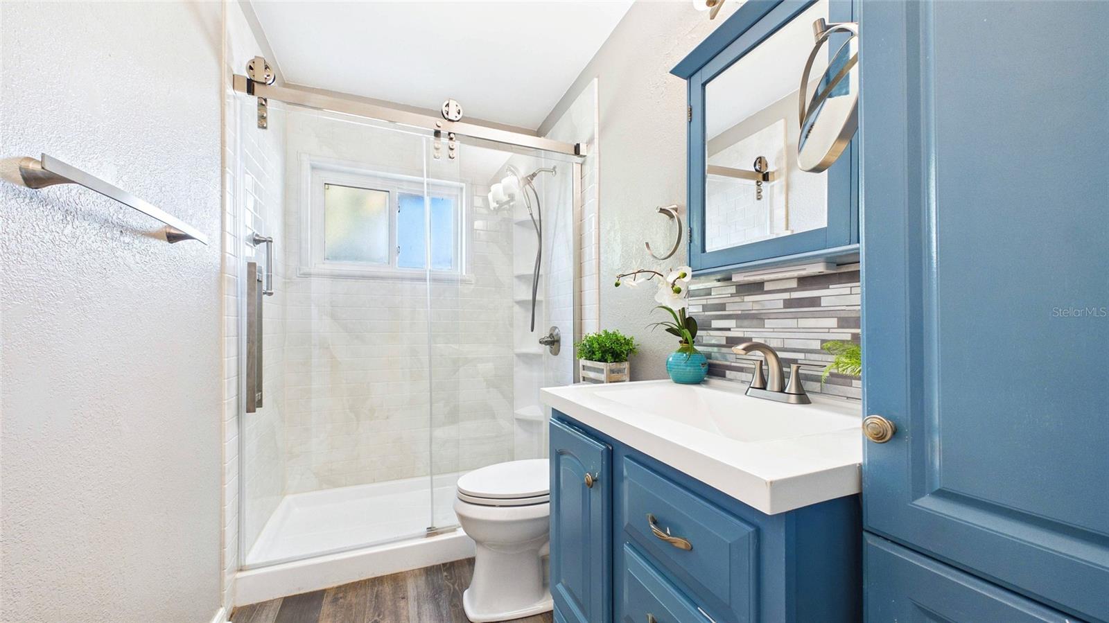 Image 24 of 48 For 6447 17th Place N