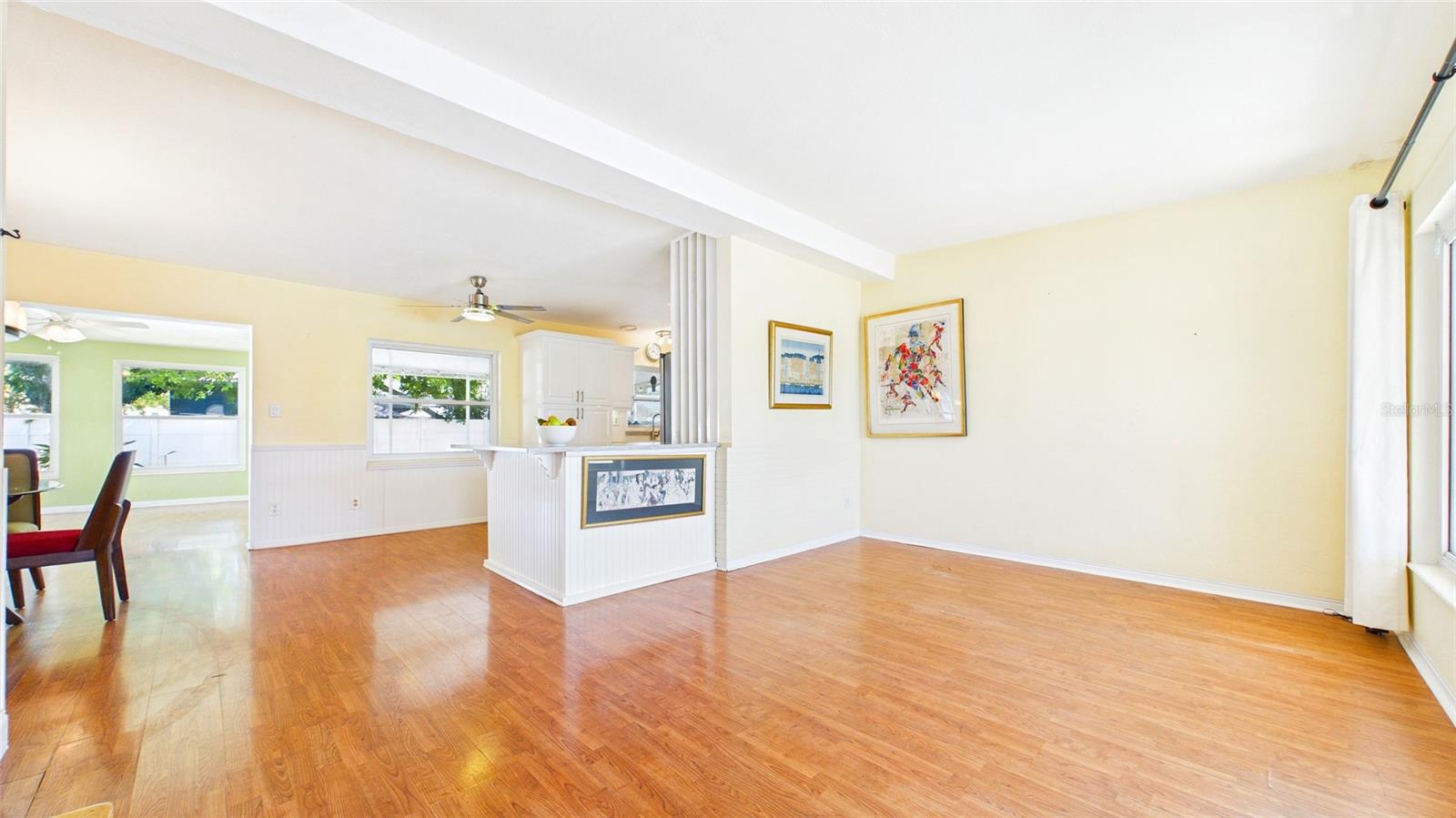 Image 3 of 48 For 6447 17th Place N