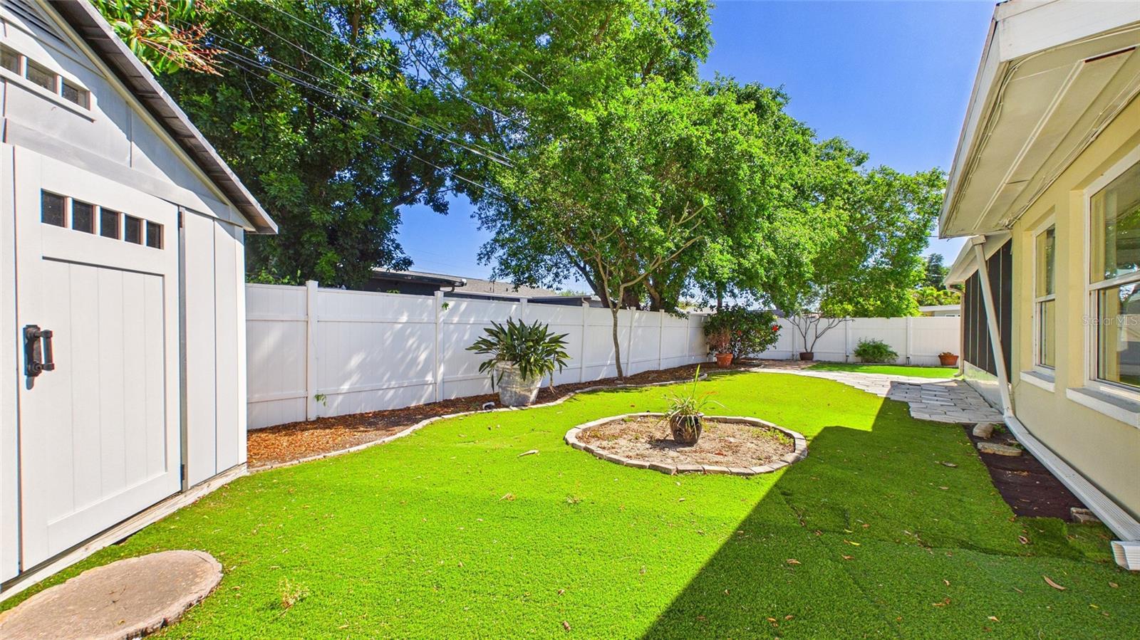 Image 5 of 48 For 6447 17th Place N