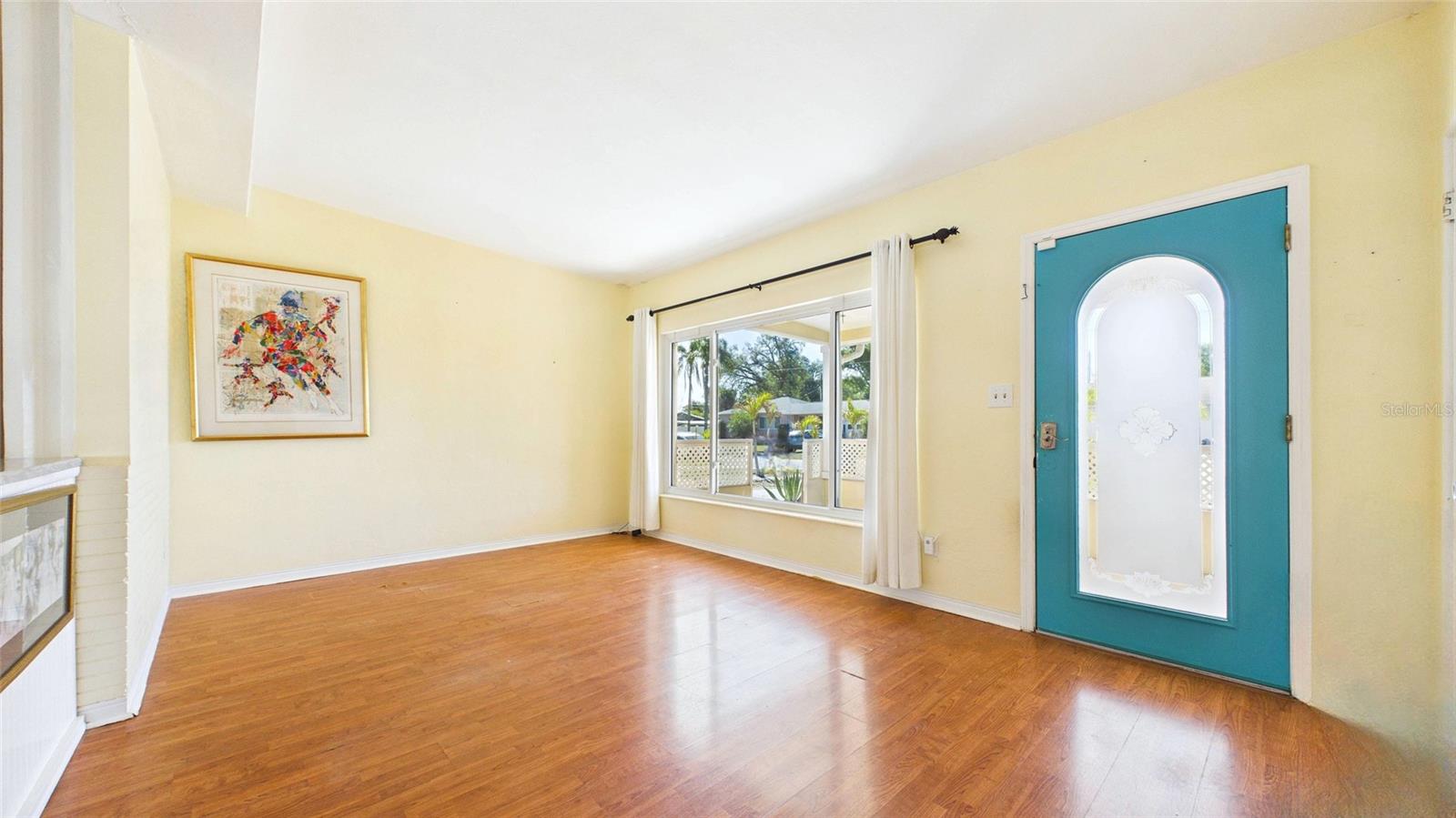 Image 8 of 48 For 6447 17th Place N