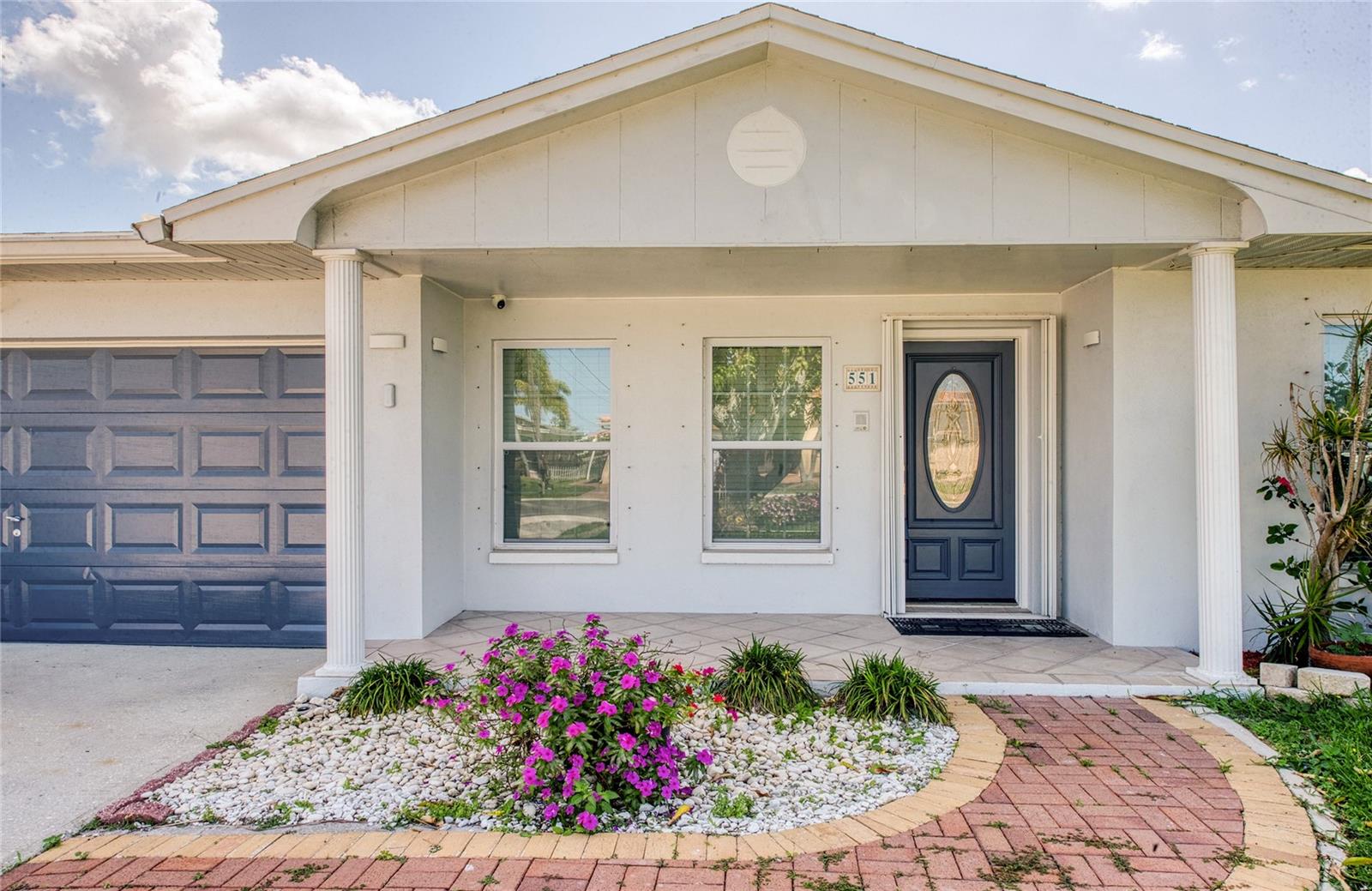 Image 5 of 46 For 551 Crystal Drive