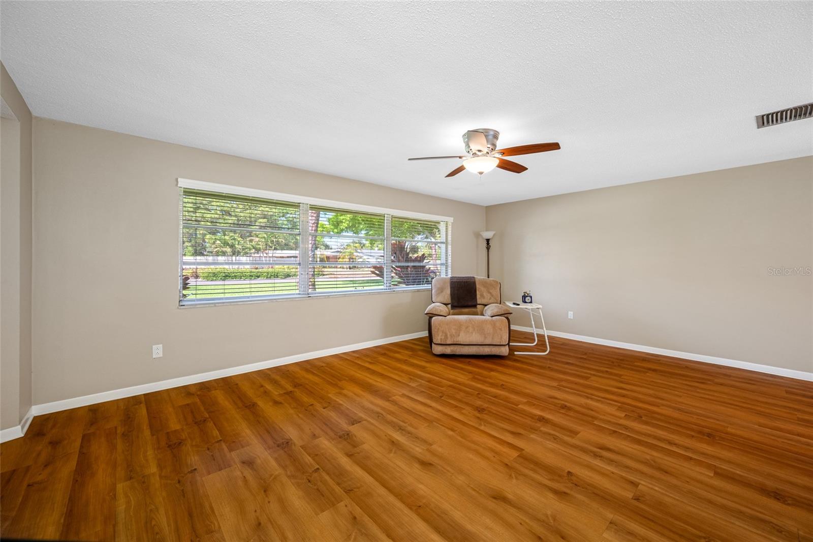 Image 16 of 85 For 2515 Desoto Way S