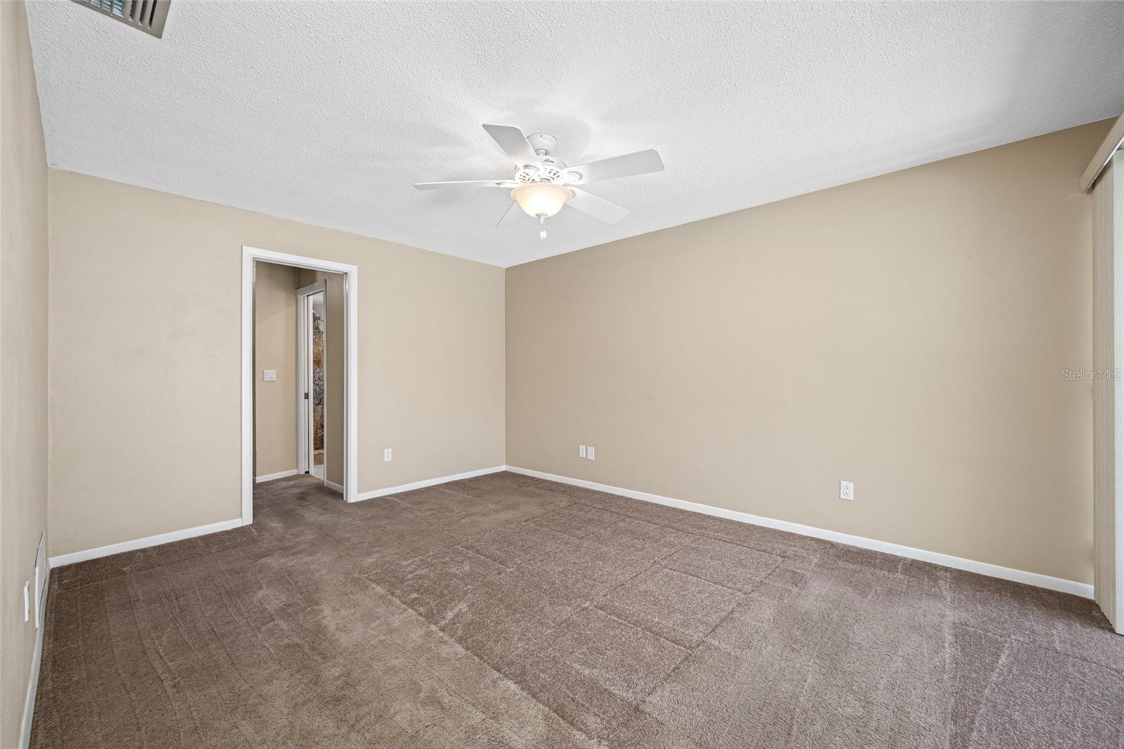 Image 23 of 85 For 2515 Desoto Way S