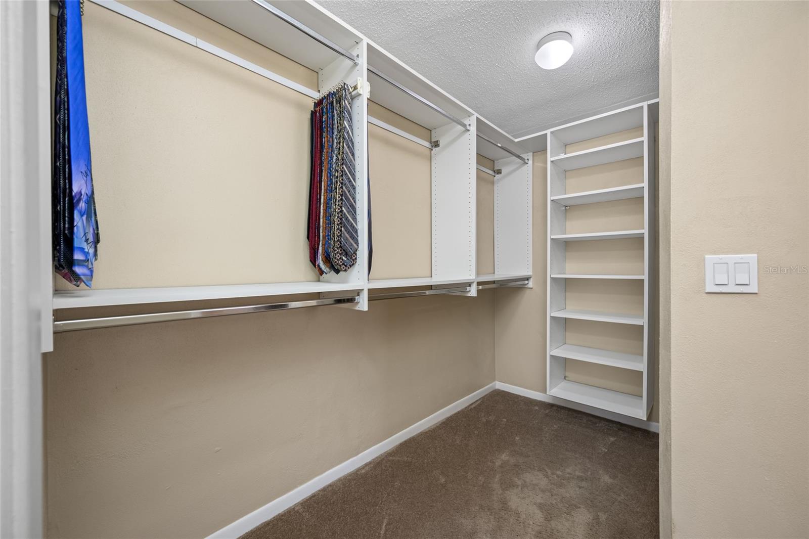 Image 26 of 85 For 2515 Desoto Way S