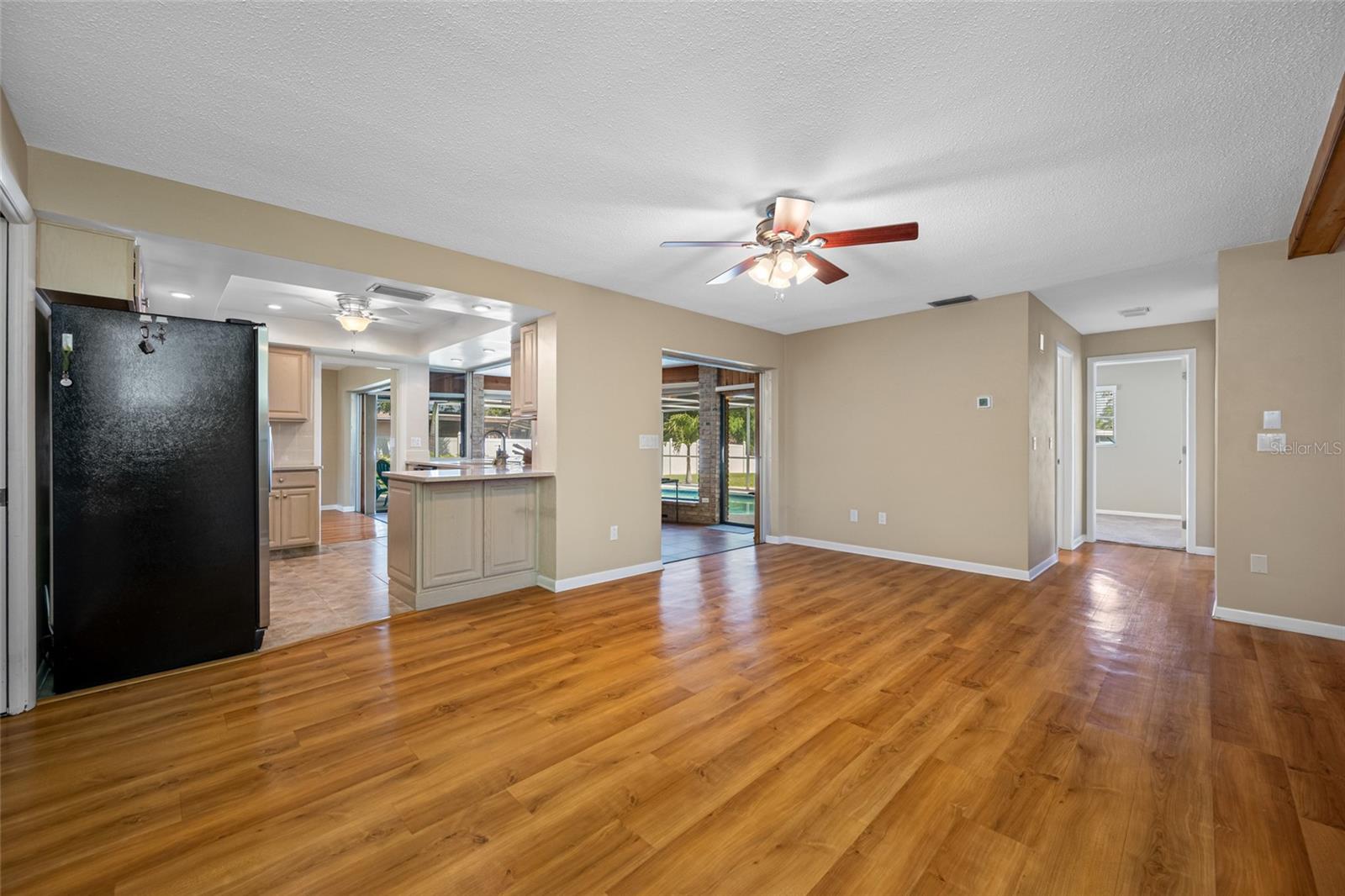 Image 34 of 85 For 2515 Desoto Way S